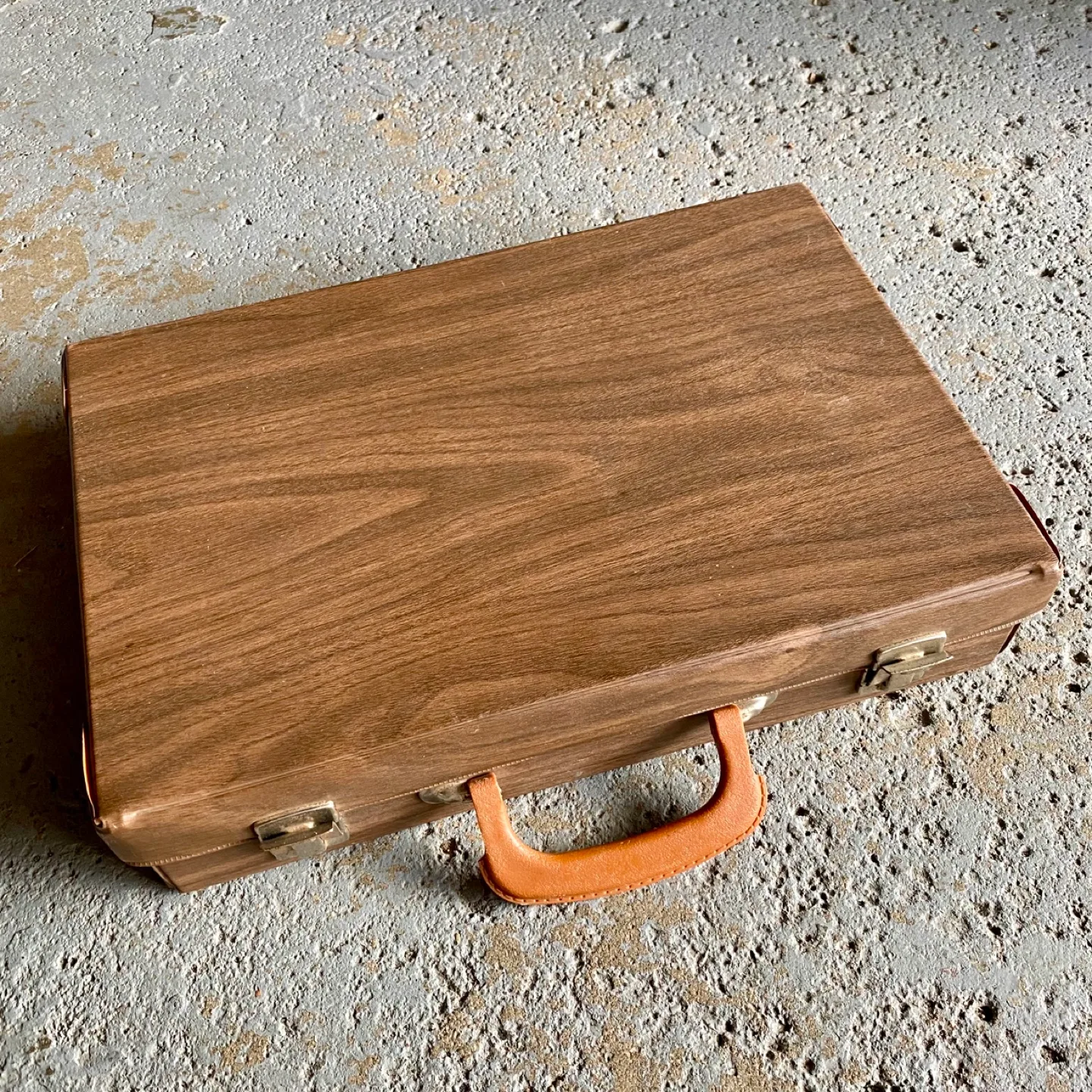 Vintage Toy Car Storage Suitcase image indicator(3)