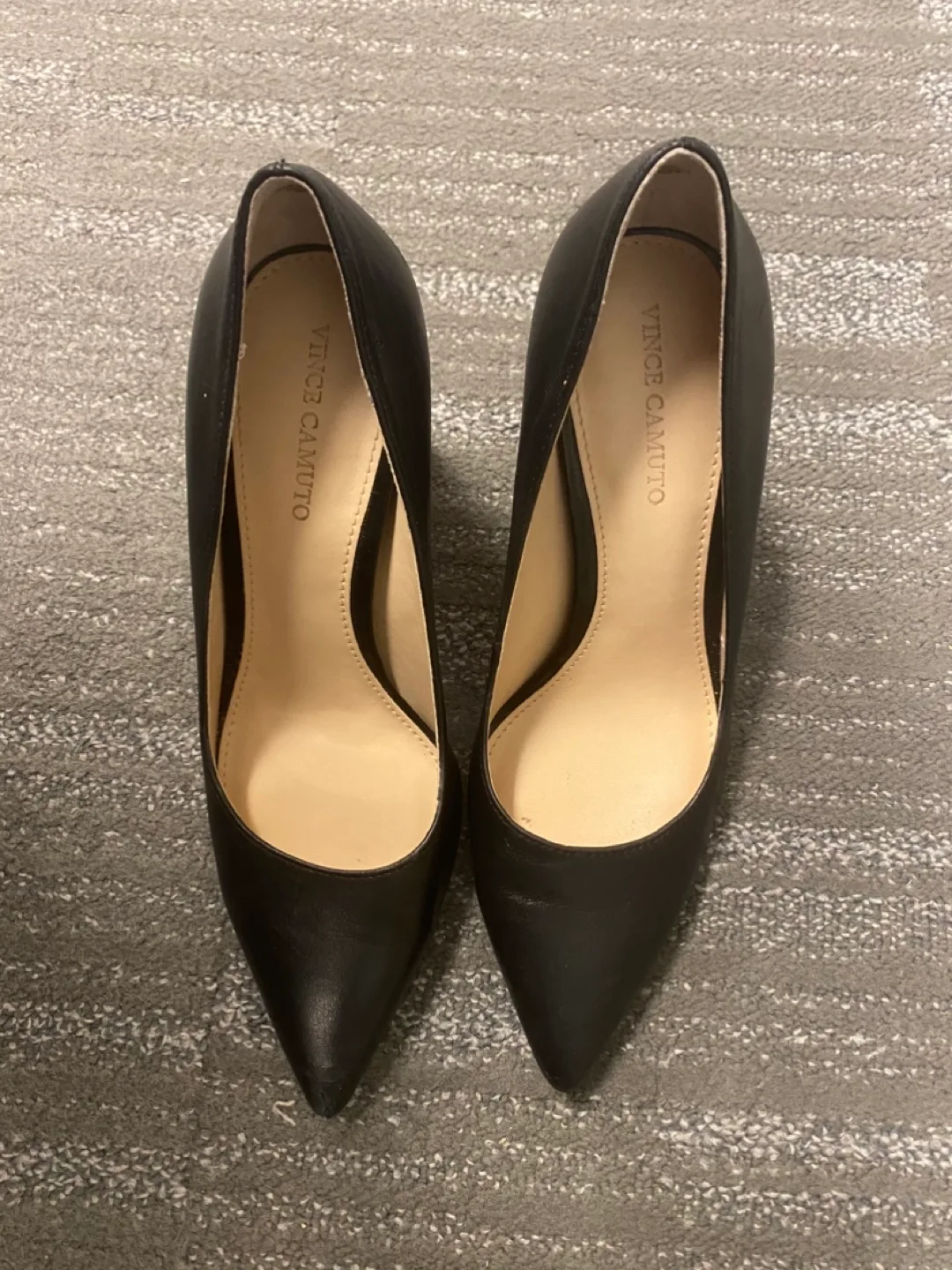 Vince Camuto Black Heels image indicator(2)
