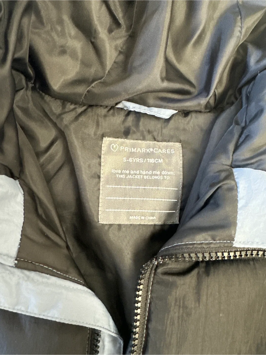 Primark Kids Puffer Jacket - Size 5-6Y image indicator(2)