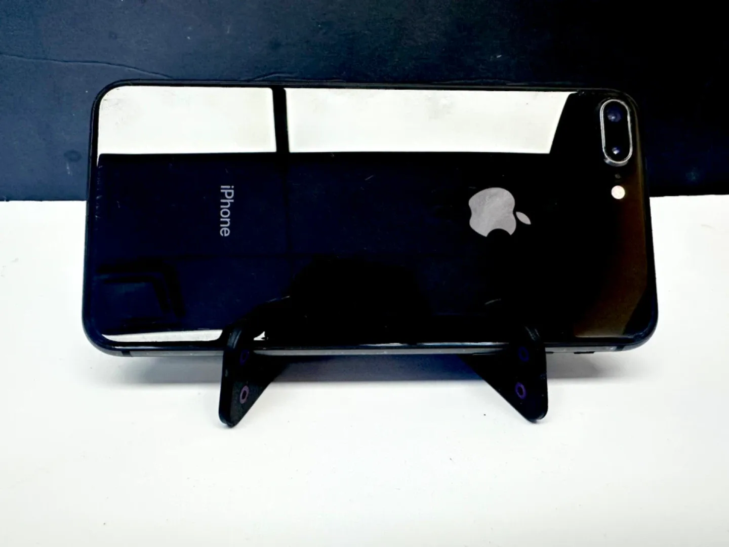 iPhone 8 Plus - Black thumbnail