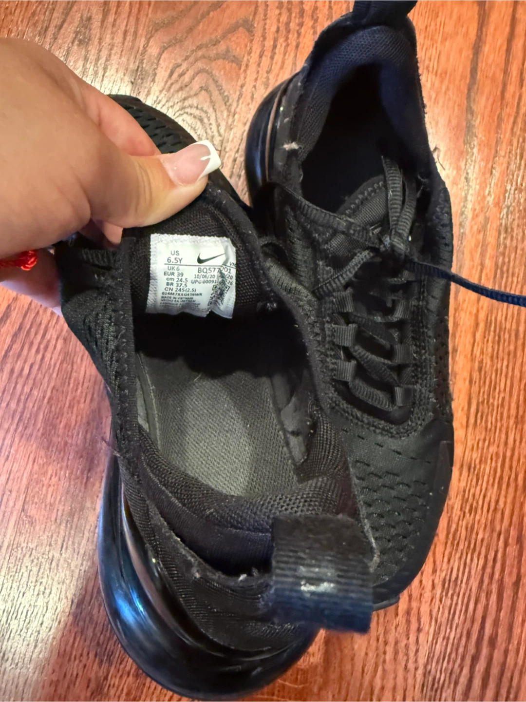 Nike Air Max 270 Black Size 6.5 Youth - photo 3