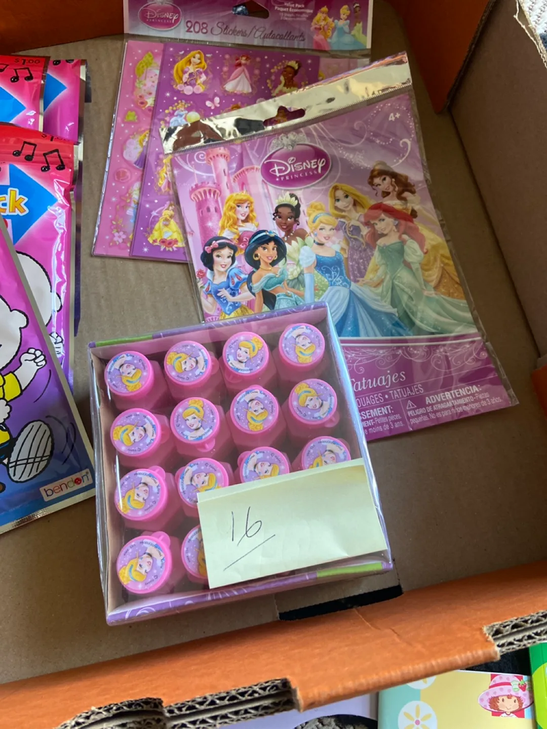 Party Kids Stickers - Frozen, Dora, Peanuts image indicator(4)