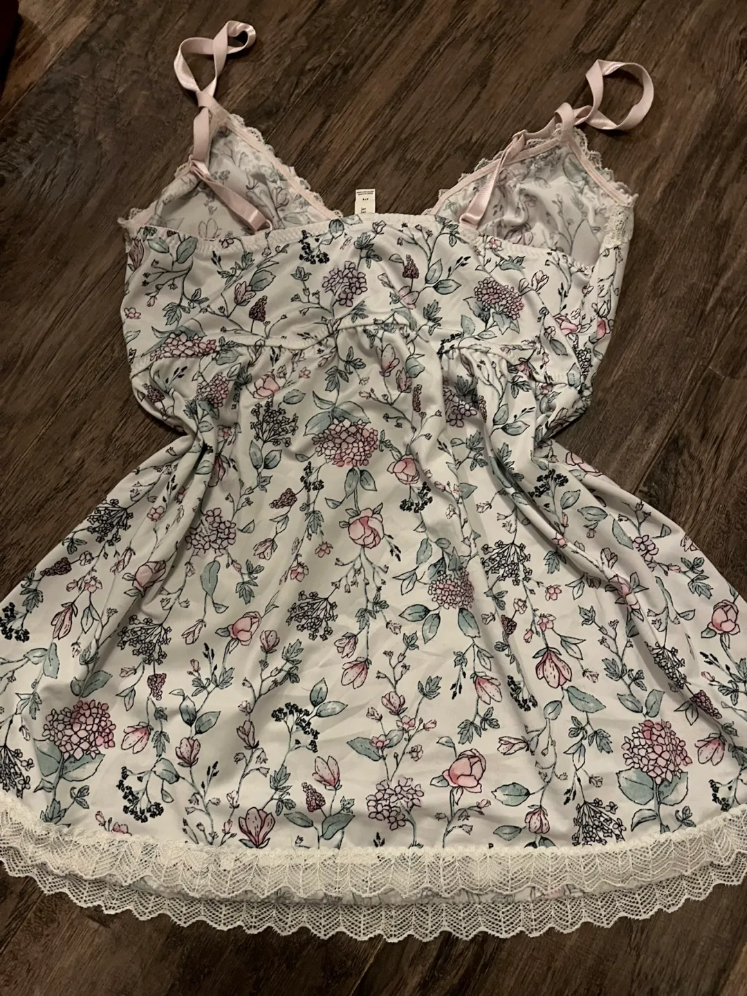 Laura Ashley Floral top image indicator(3)