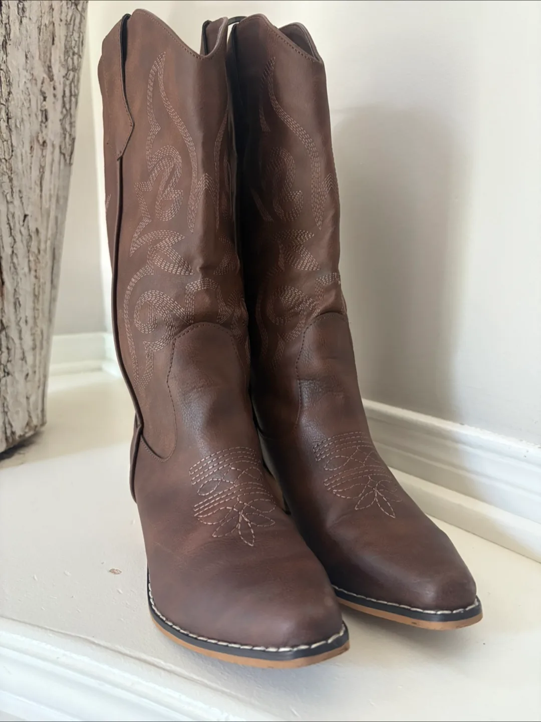 Dream Pairs Brown Cowboy Boots - Ladies Size 5.5 image indicator(2)