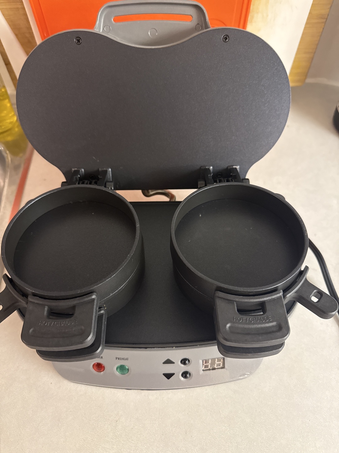 Hamilton Beach Breakfast Sandwich Maker - photo 2