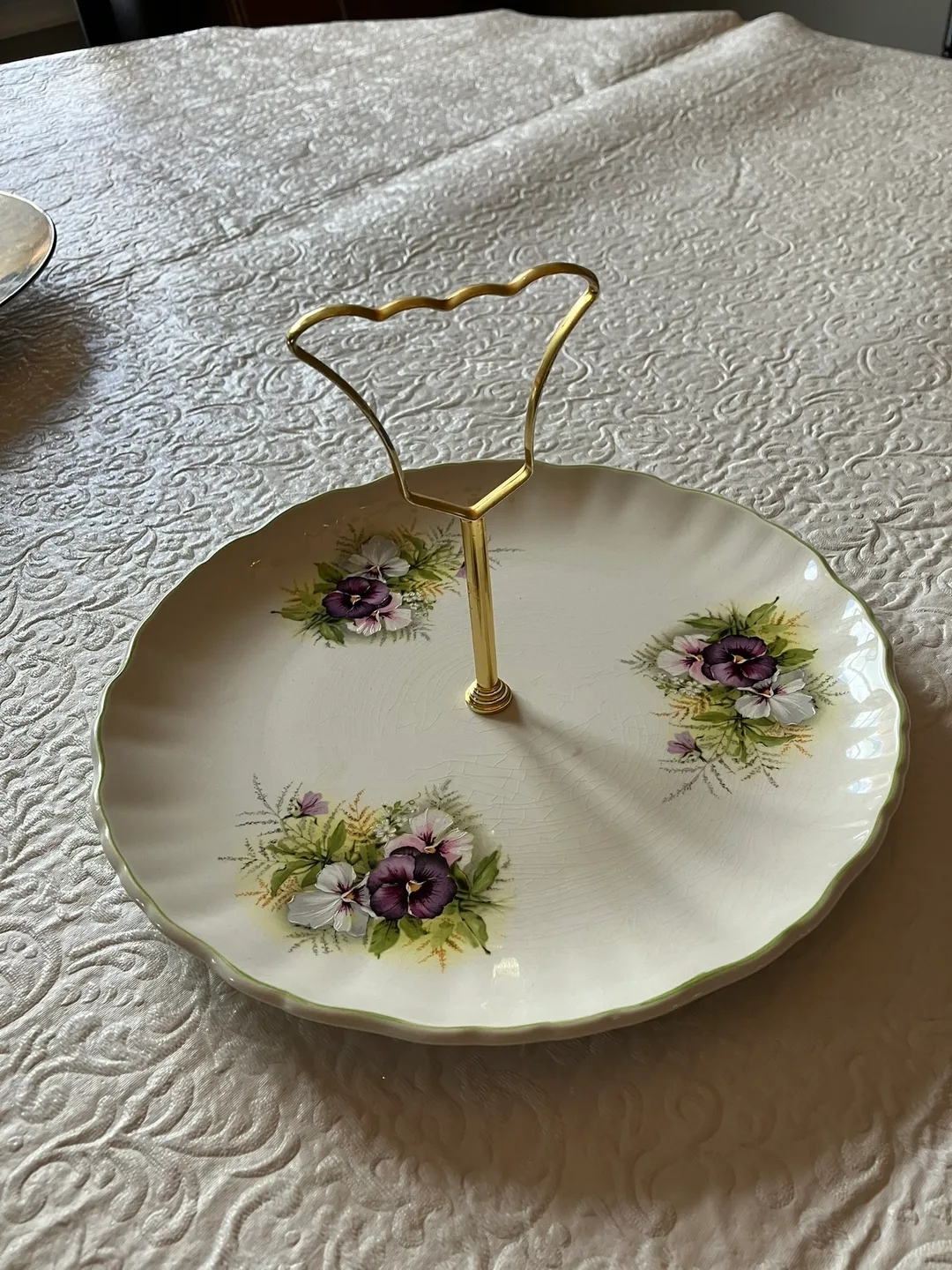 Vintage Floral Cake Stand thumbnail