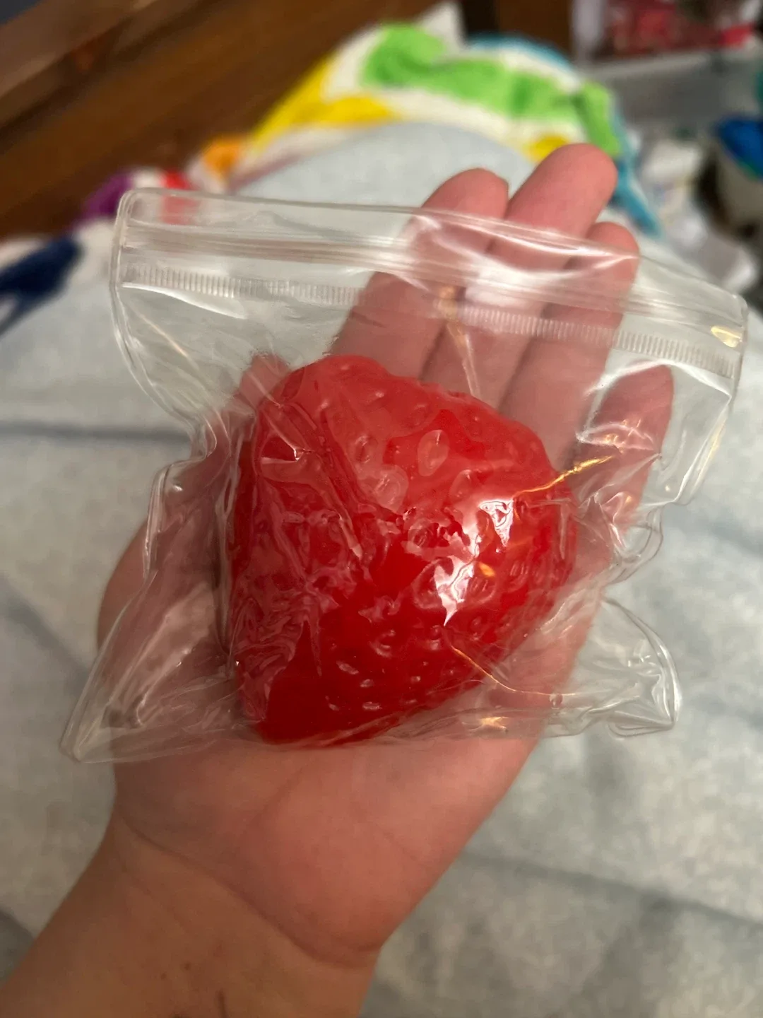 Strawberry Taba Squishy image indicator(2)