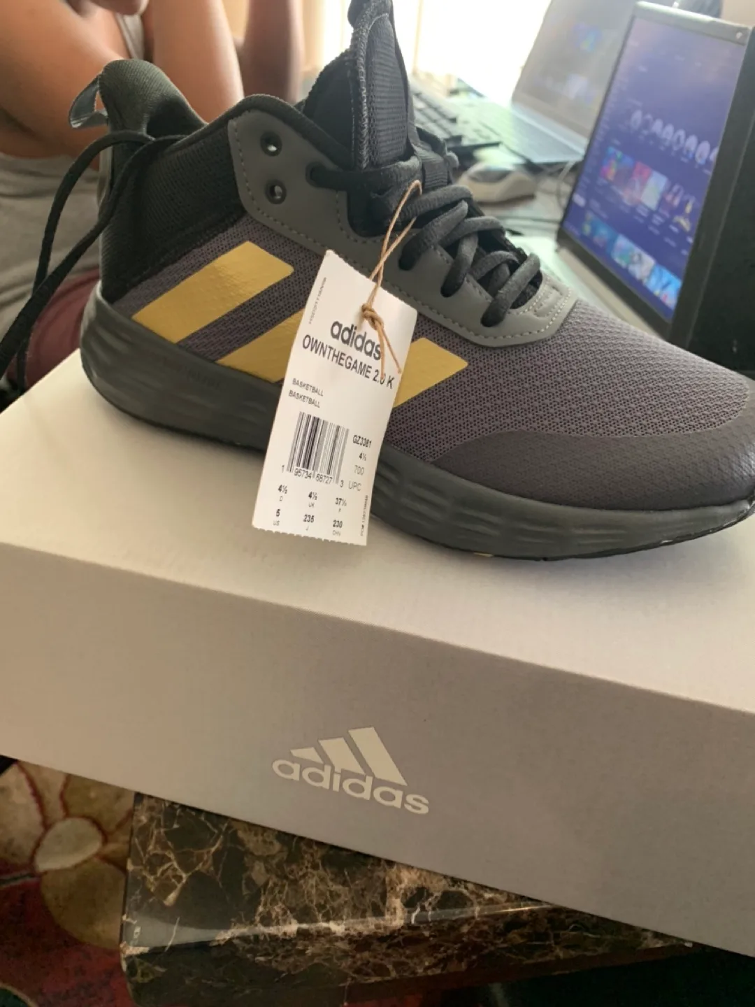 Back to school sale, Adidas Shoes - Size 4-5 thumbnail