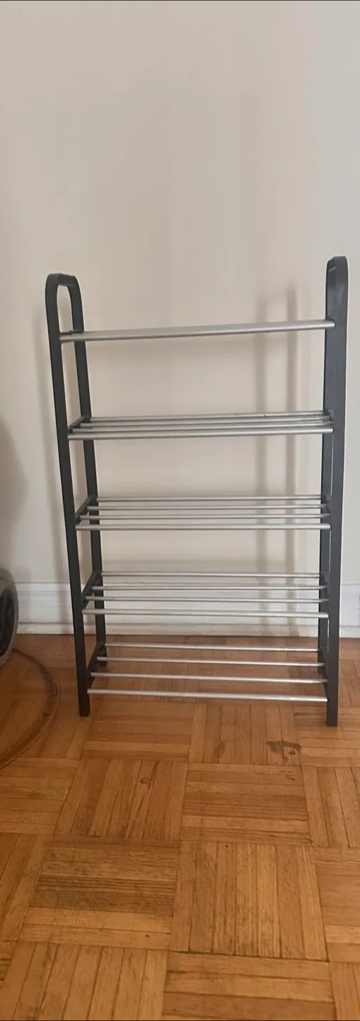 Shoe rack thumbnail