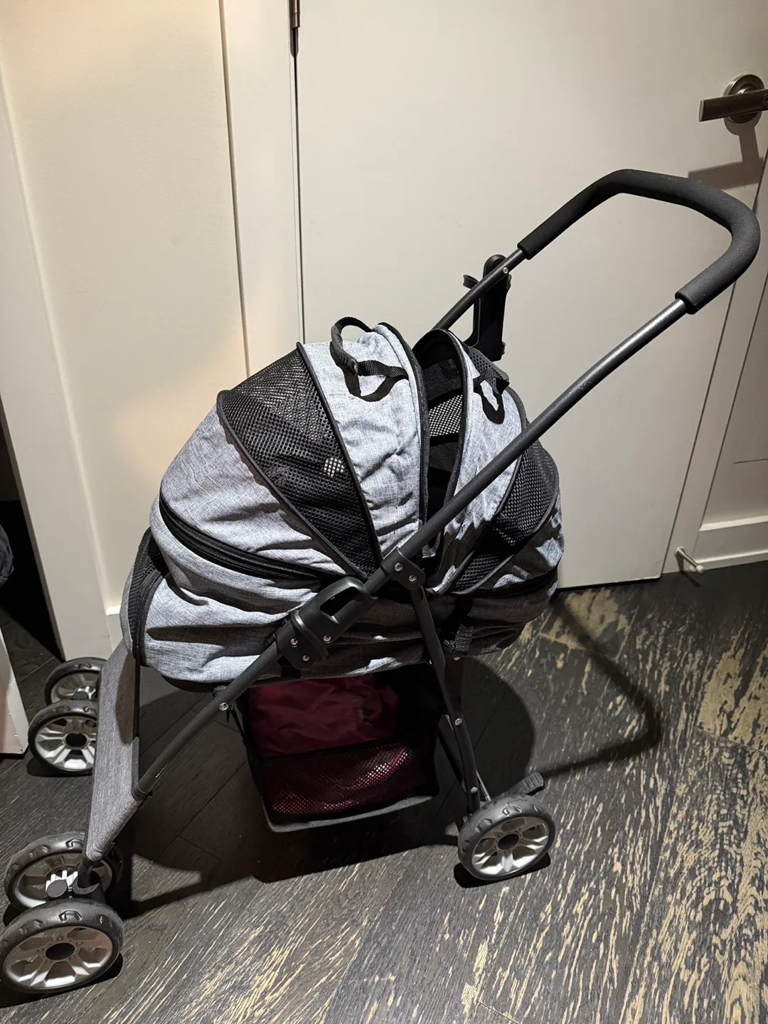 Pet Stroller - Grey & Black image indicator(3)