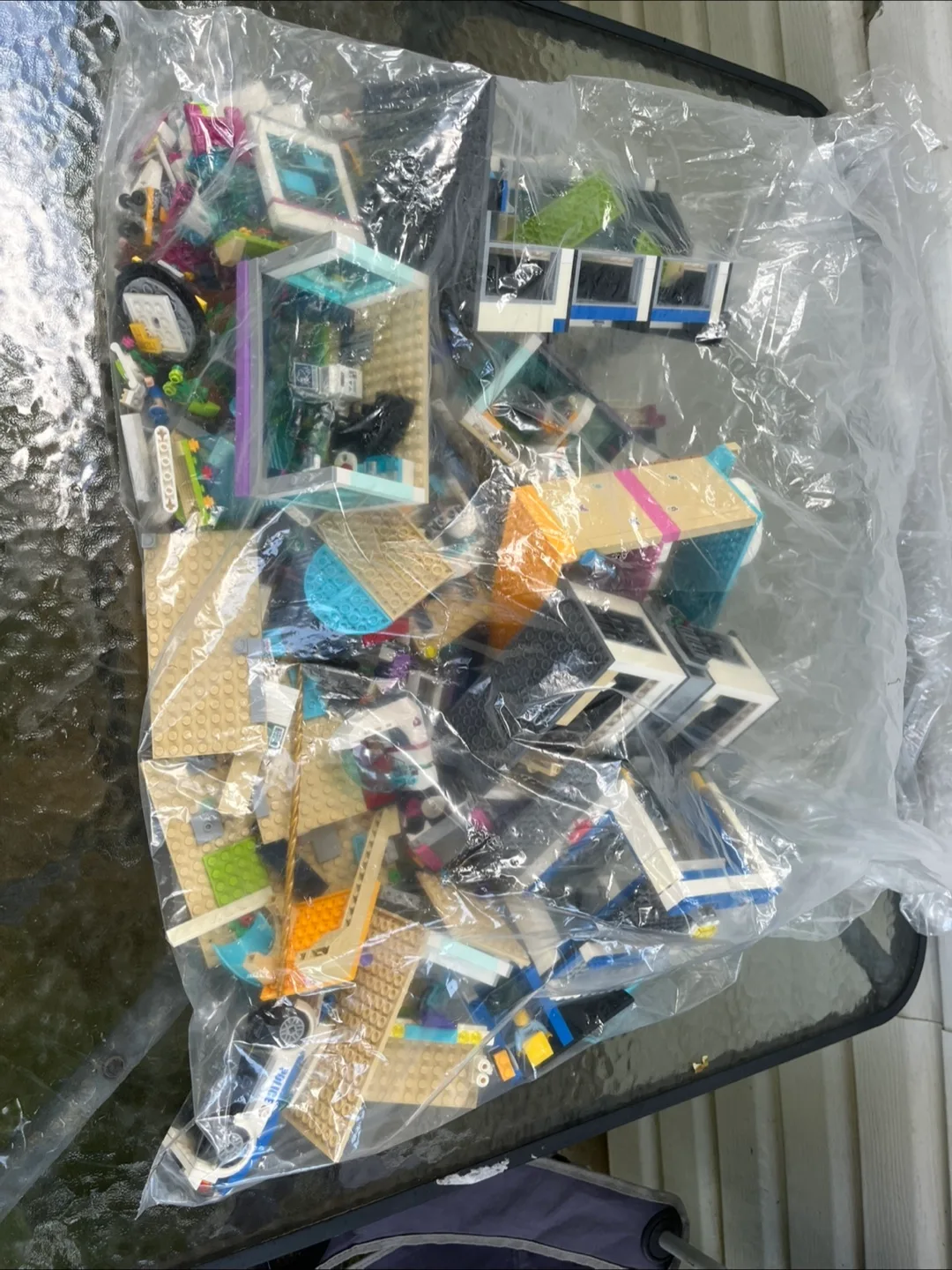 Mixed LEGO Bricks & Pieces image indicator(2)