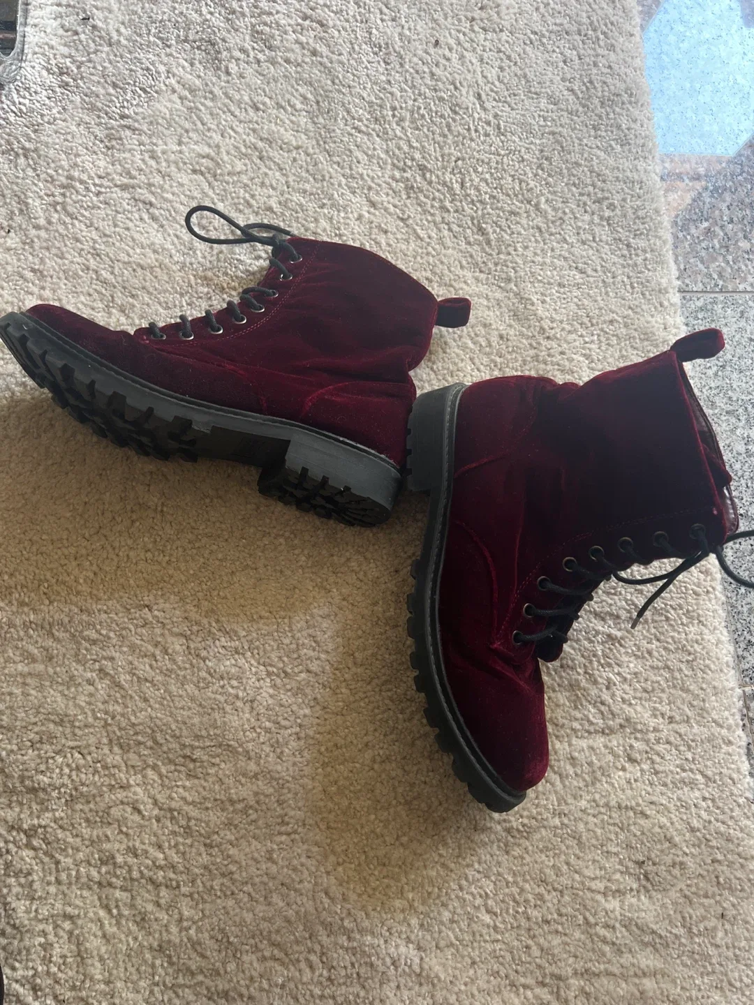 H&M Burgundy Velvet Boots - size 7 image indicator(7)