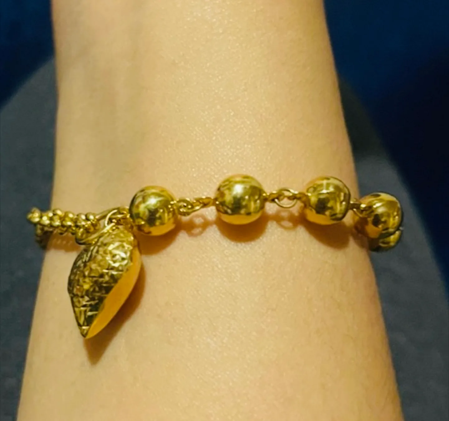 18k Gold Heart Charm Bracelet thumbnail