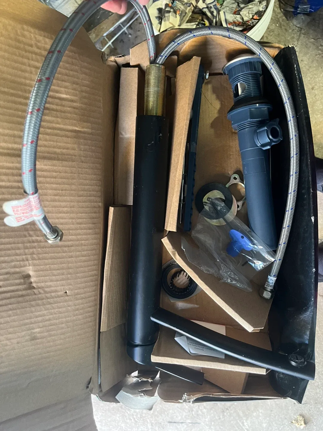 Matte Black Bathroom Faucet with Box image indicator(3)