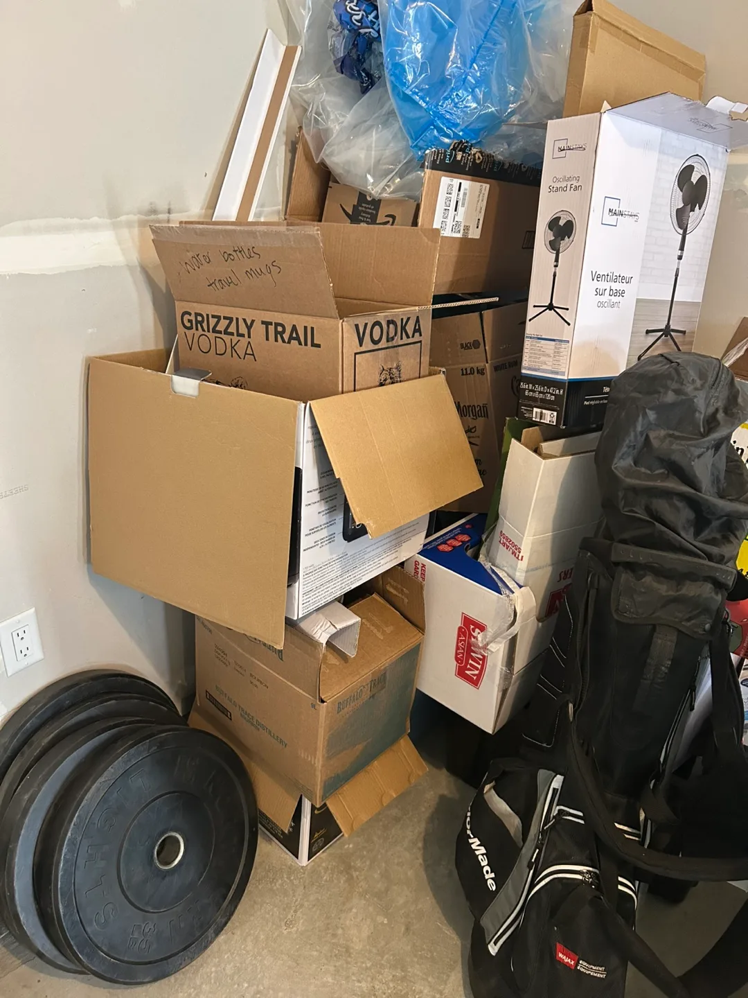 Free boxes for moving