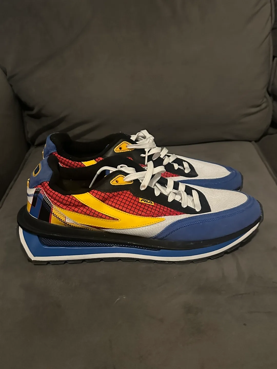 Fila Strada Disruptor Colorblock Sneakers image indicator(2)