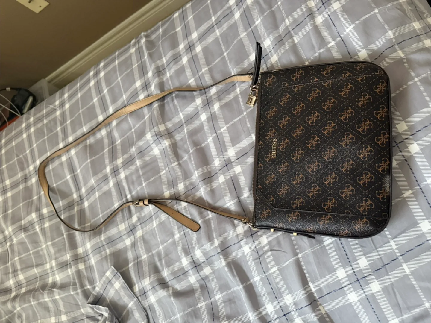 Guess Brown Patterned Crossbody Bag