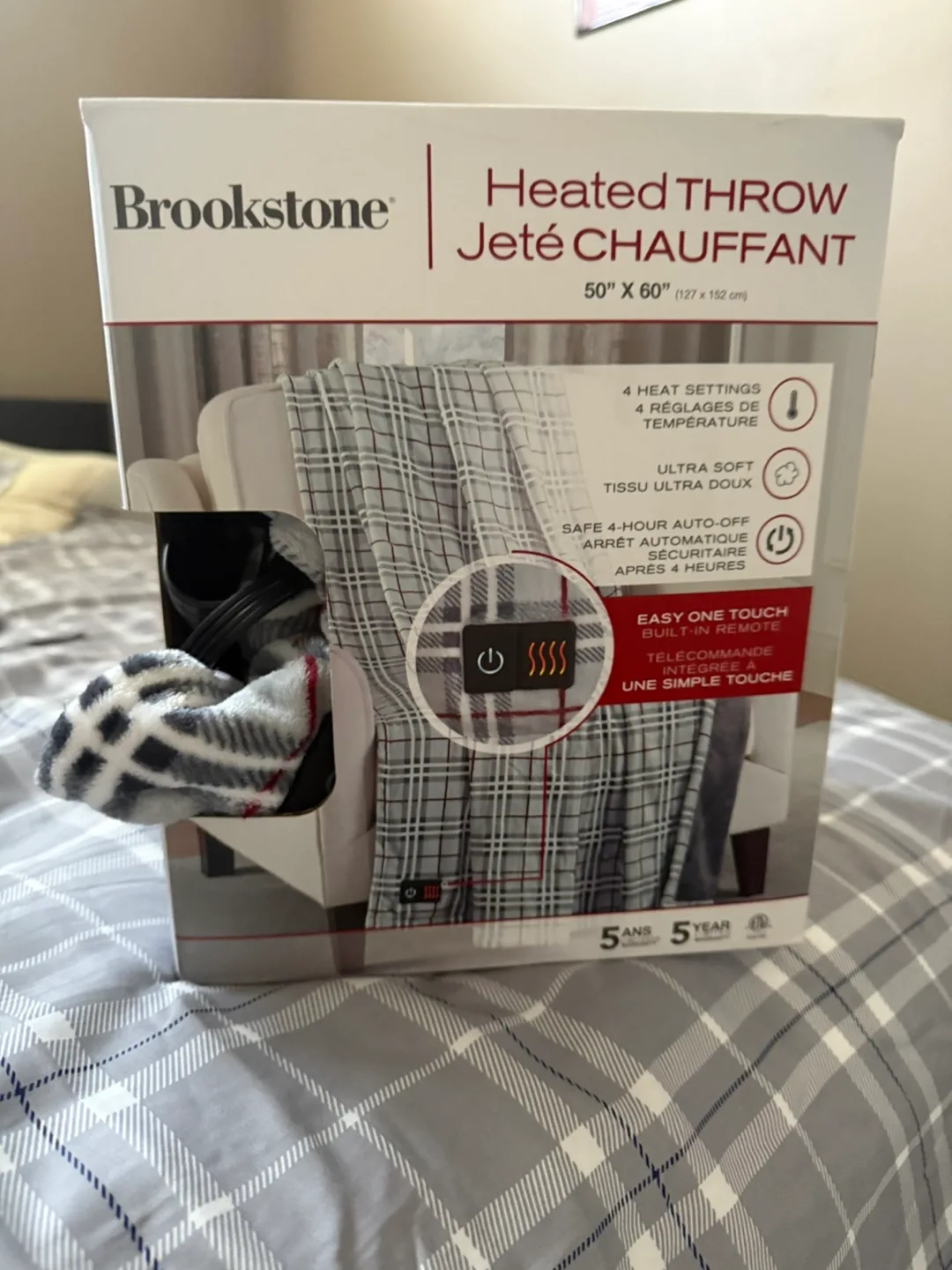 Brookstone Heated Throw - 50" x 60" Blanket