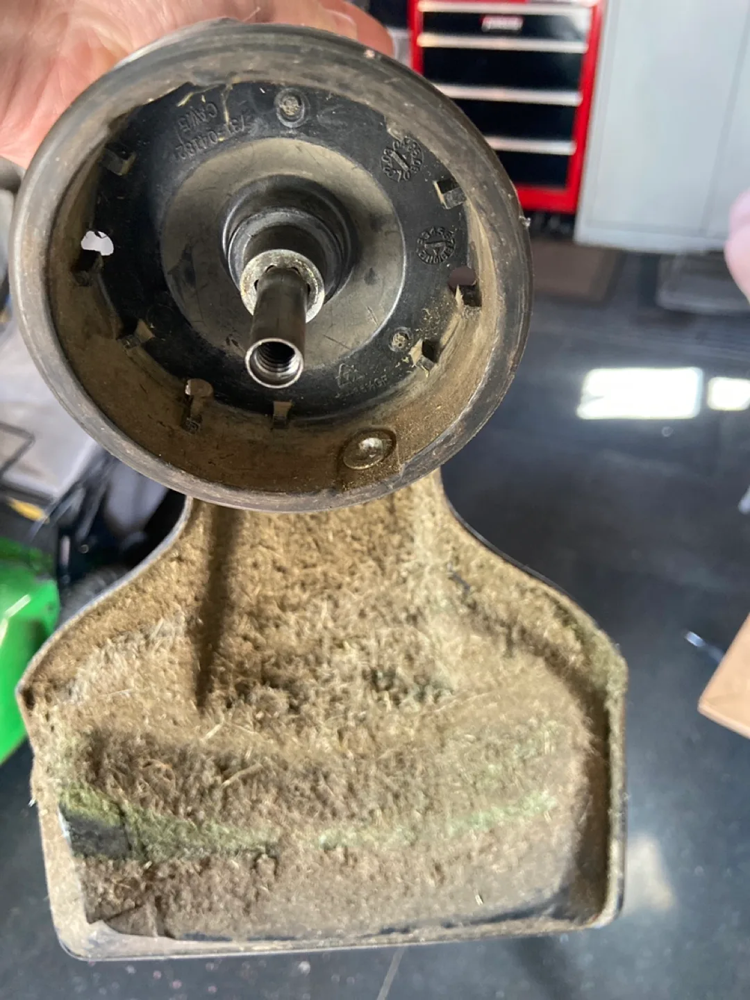 Troy-Bilt TB26CO Gas String Trimmer -FREE image indicator(4)