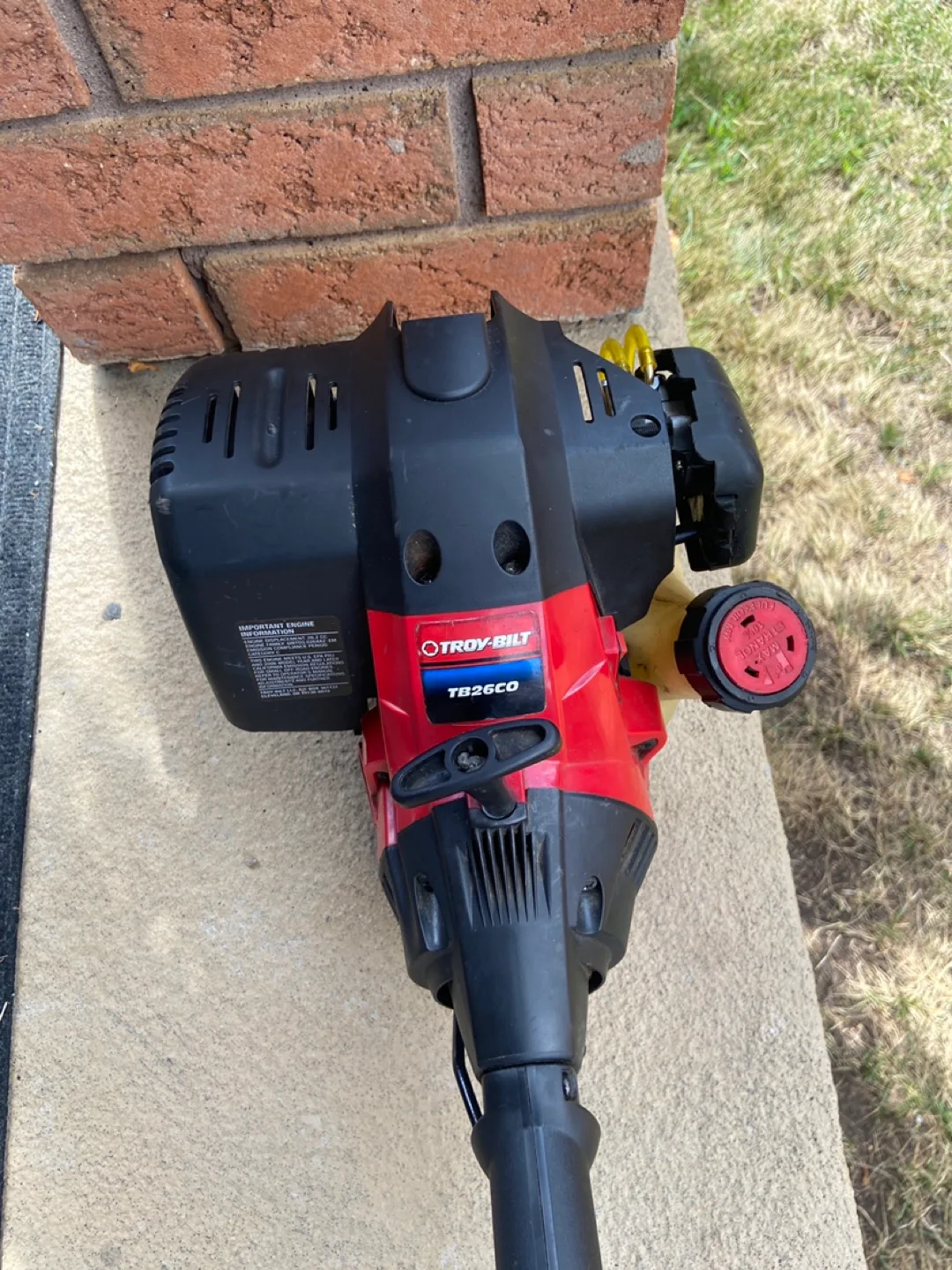 Troy-Bilt TB26CO Gas String Trimmer -FREE