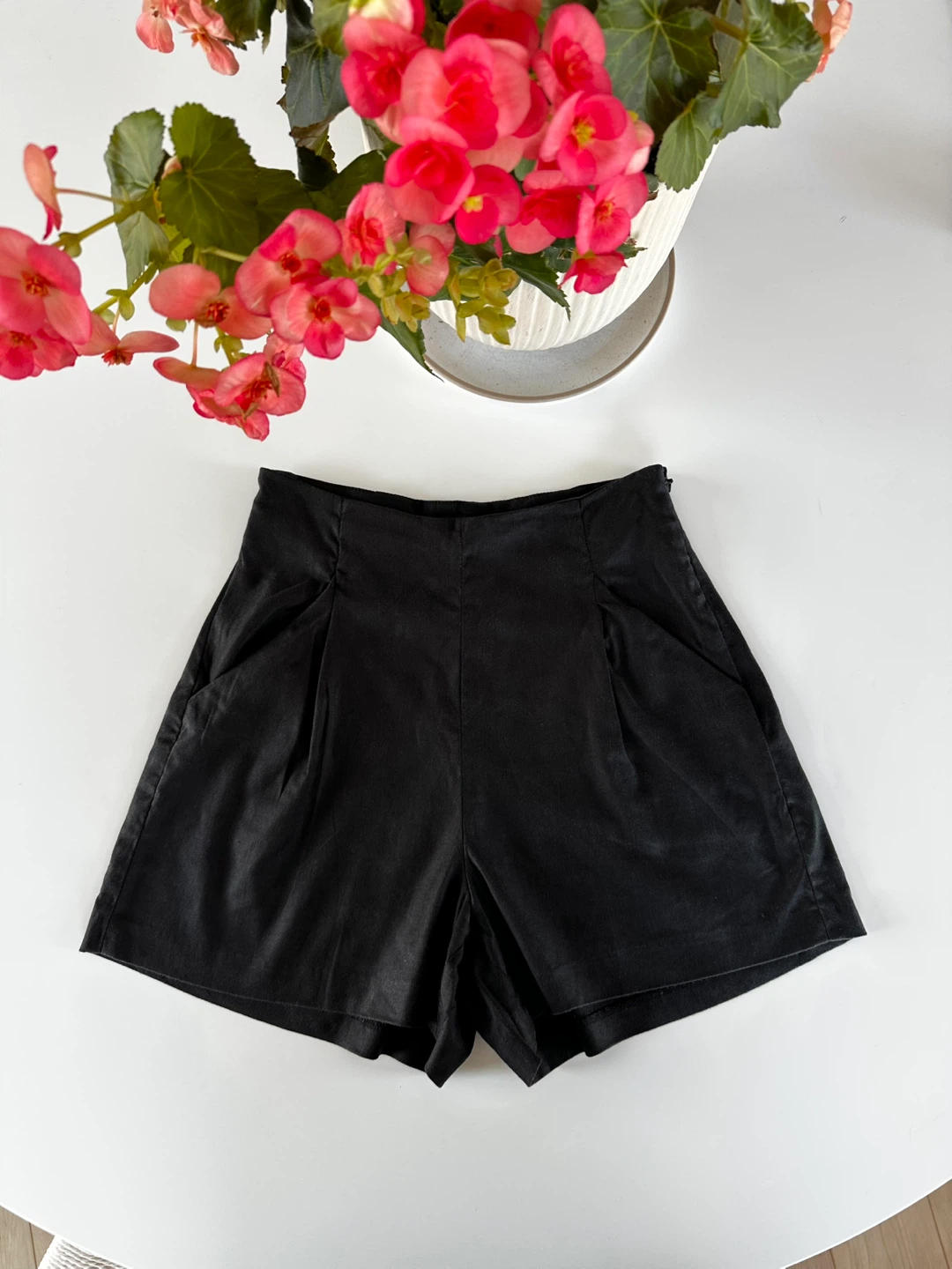 Babaton Linen Shorts