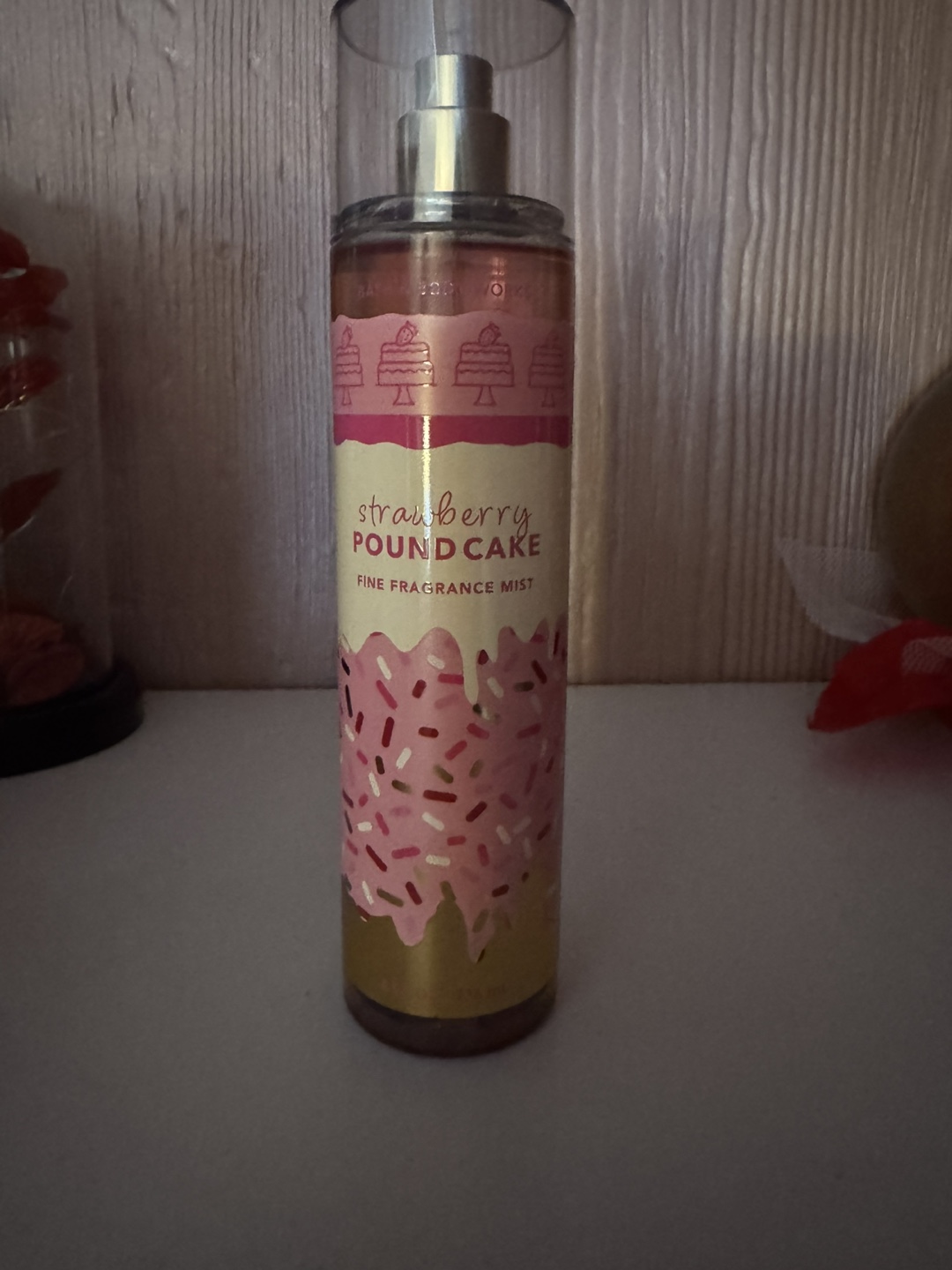 Bath & Body Works Strawberry Pound Cake Mist