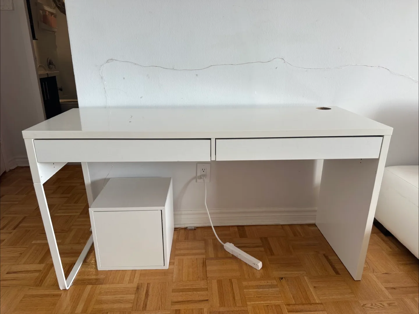 White Desk with Drawers thumbnail