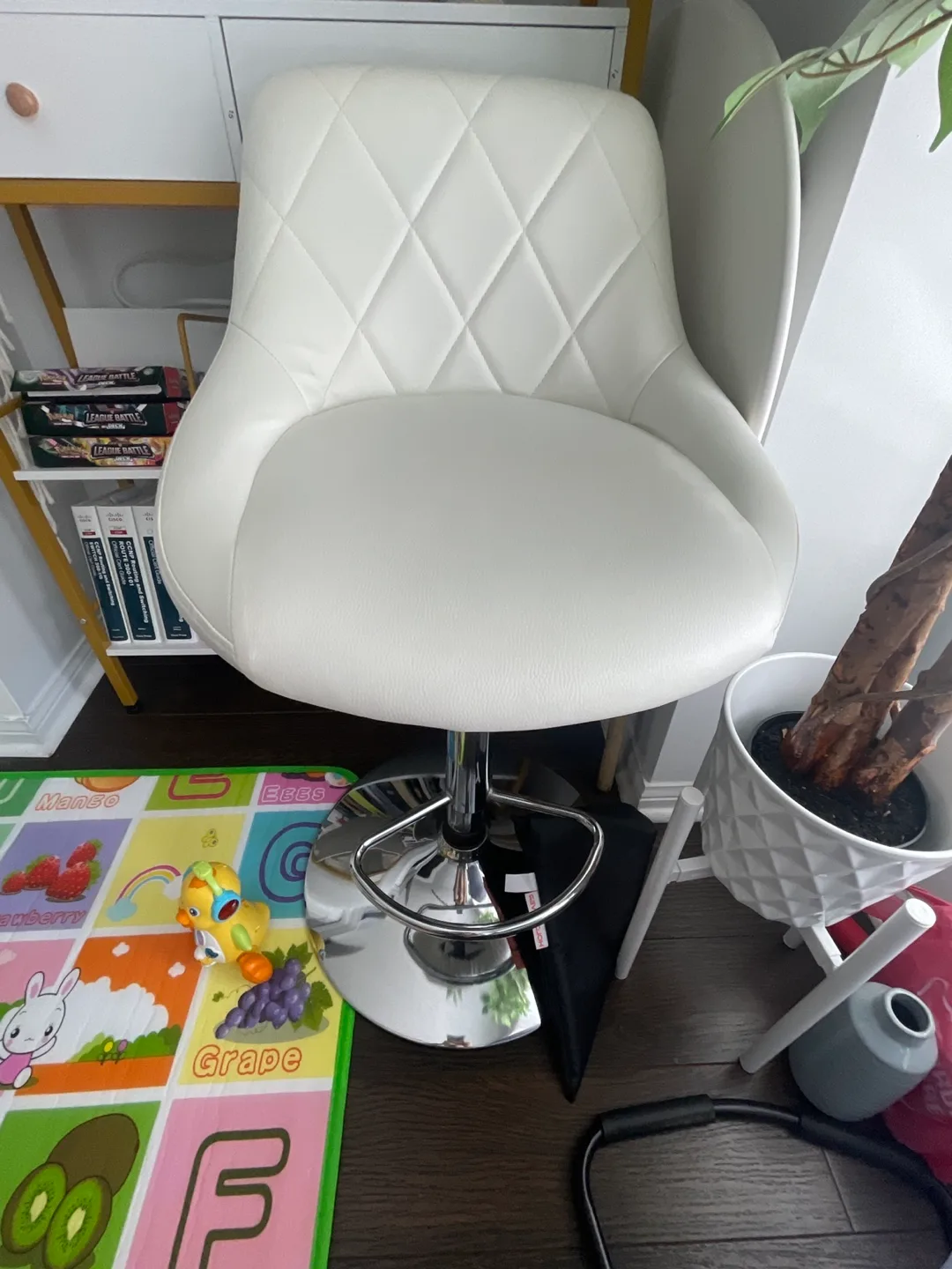 White Adjustable Height Bar Stools - Set of 2 image indicator(2)