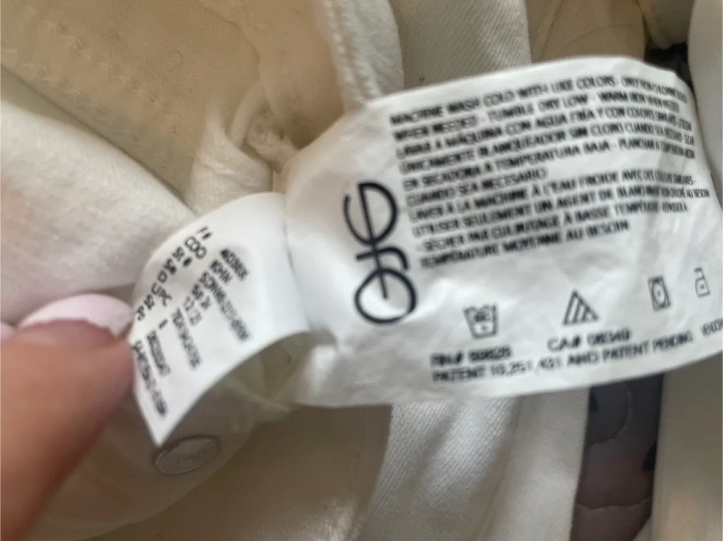 Nine West Gramercy Crop Jeans - Size 6 and 8 image indicator(4)