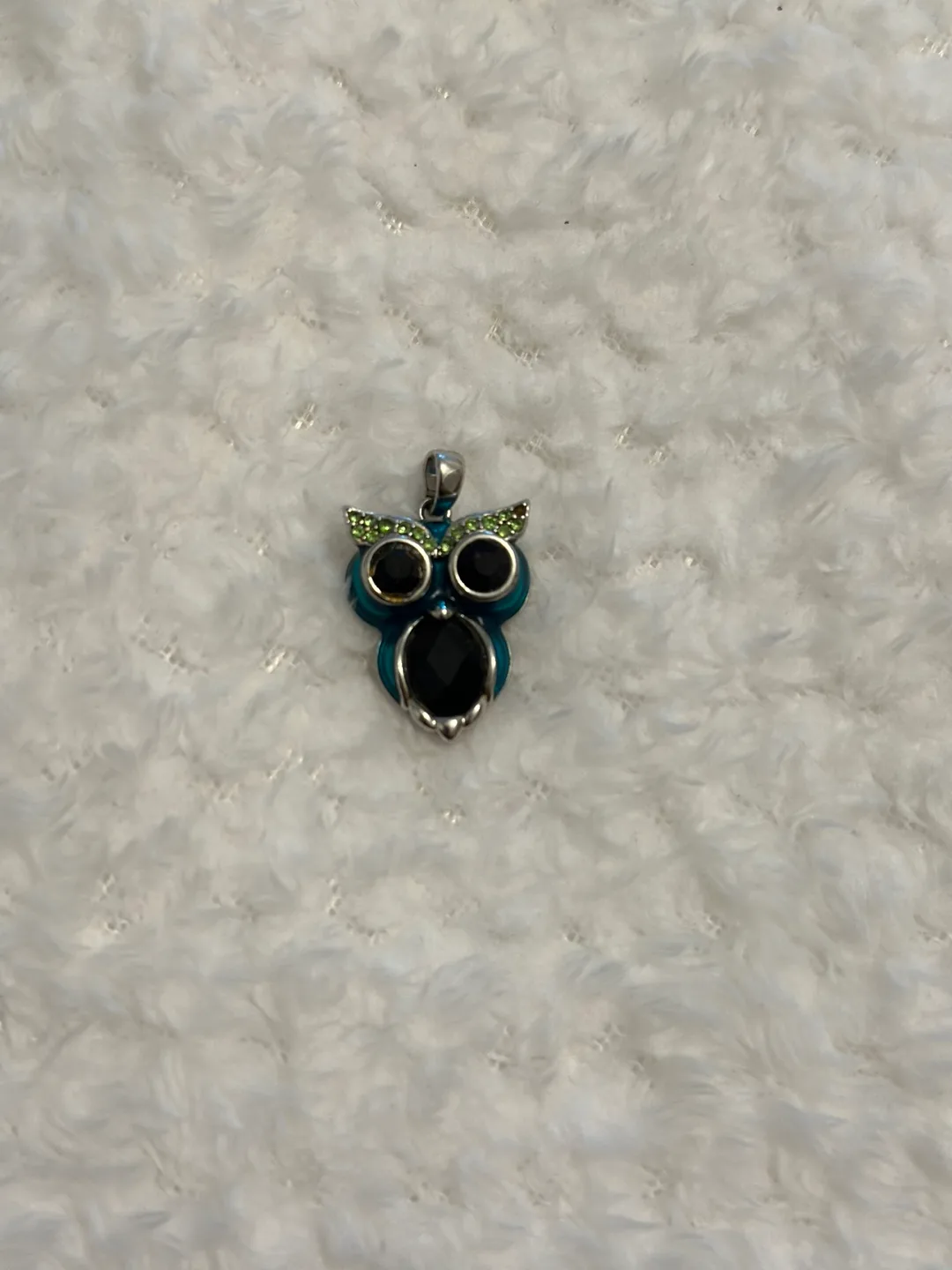Owl Pendant with Rhinestones image indicator(2)