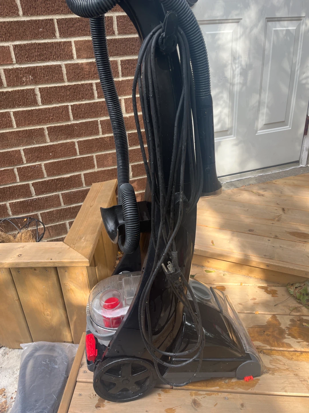 Bissell ProHeat Carpet Cleaner - photo 4