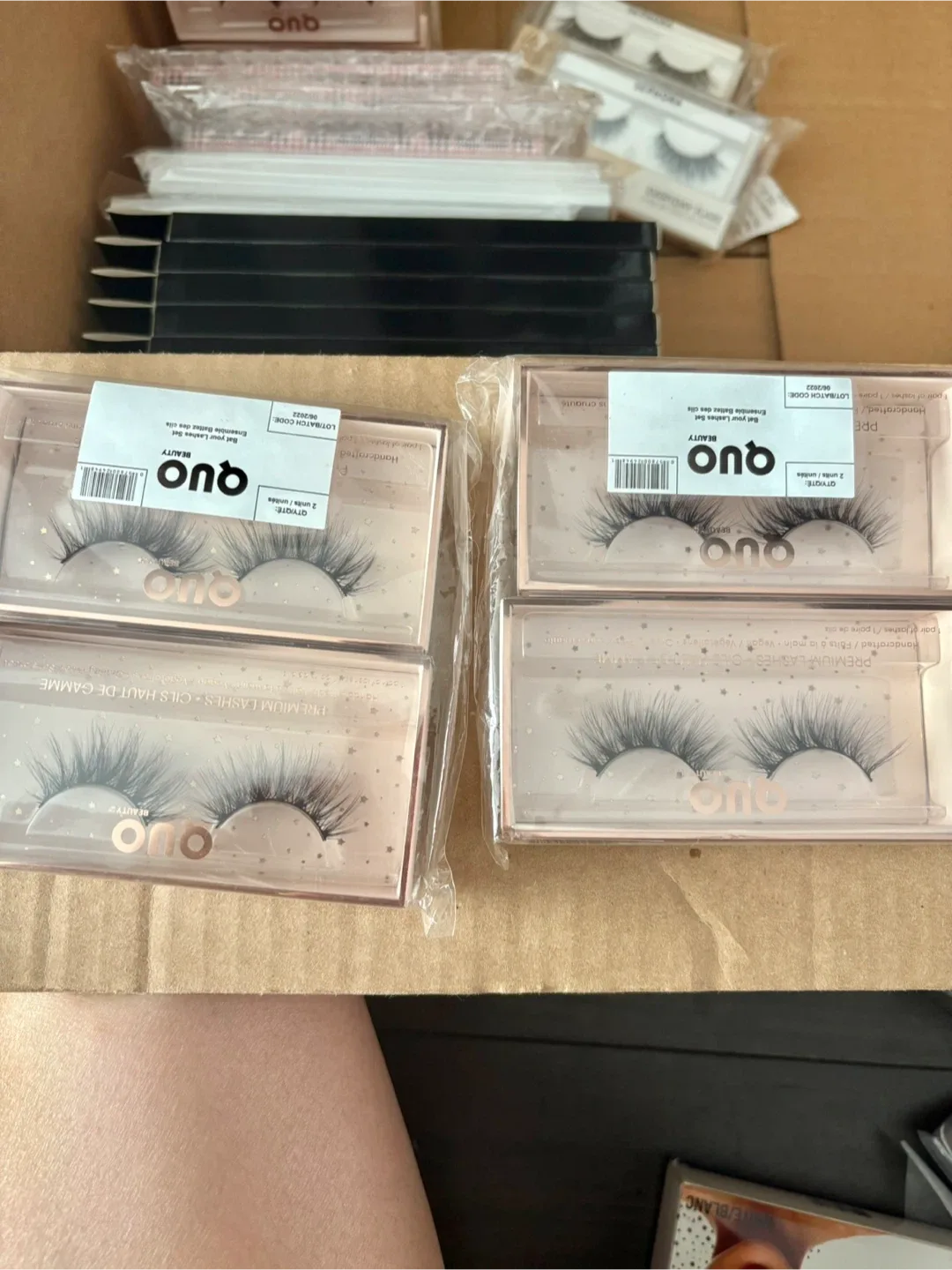 Quo Beauty Premium Lashes thumbnail