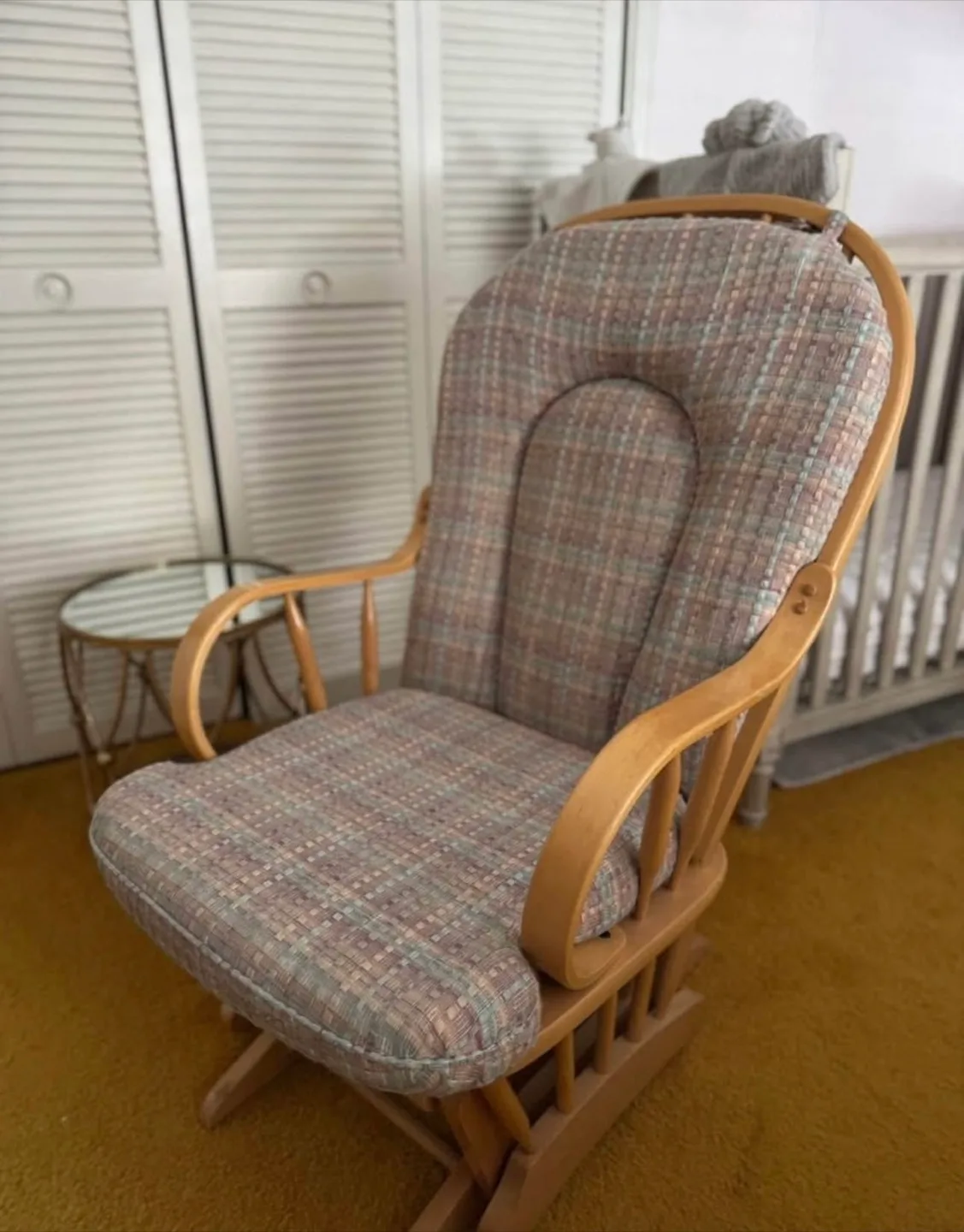Glider Rocking Chair image indicator(2)