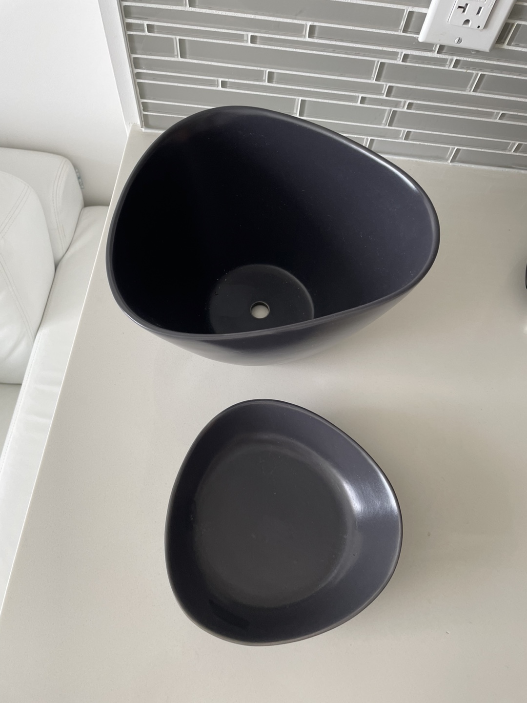 Modern Black Ceramic Planter with Tray - photo 2
