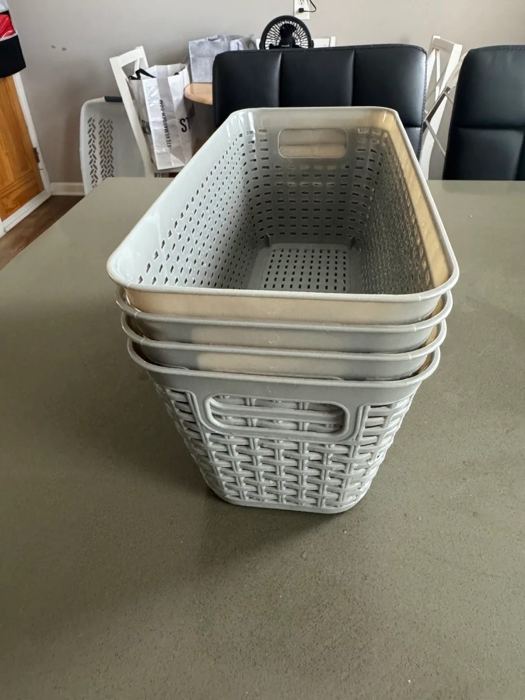 (Set of 4) Gray Plastic Storage Baskets image indicator(6)