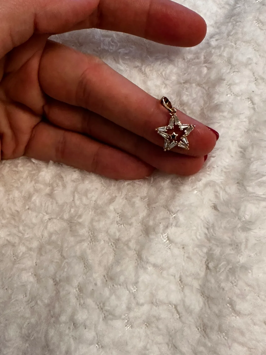 Star-shaped Charm thumbnail