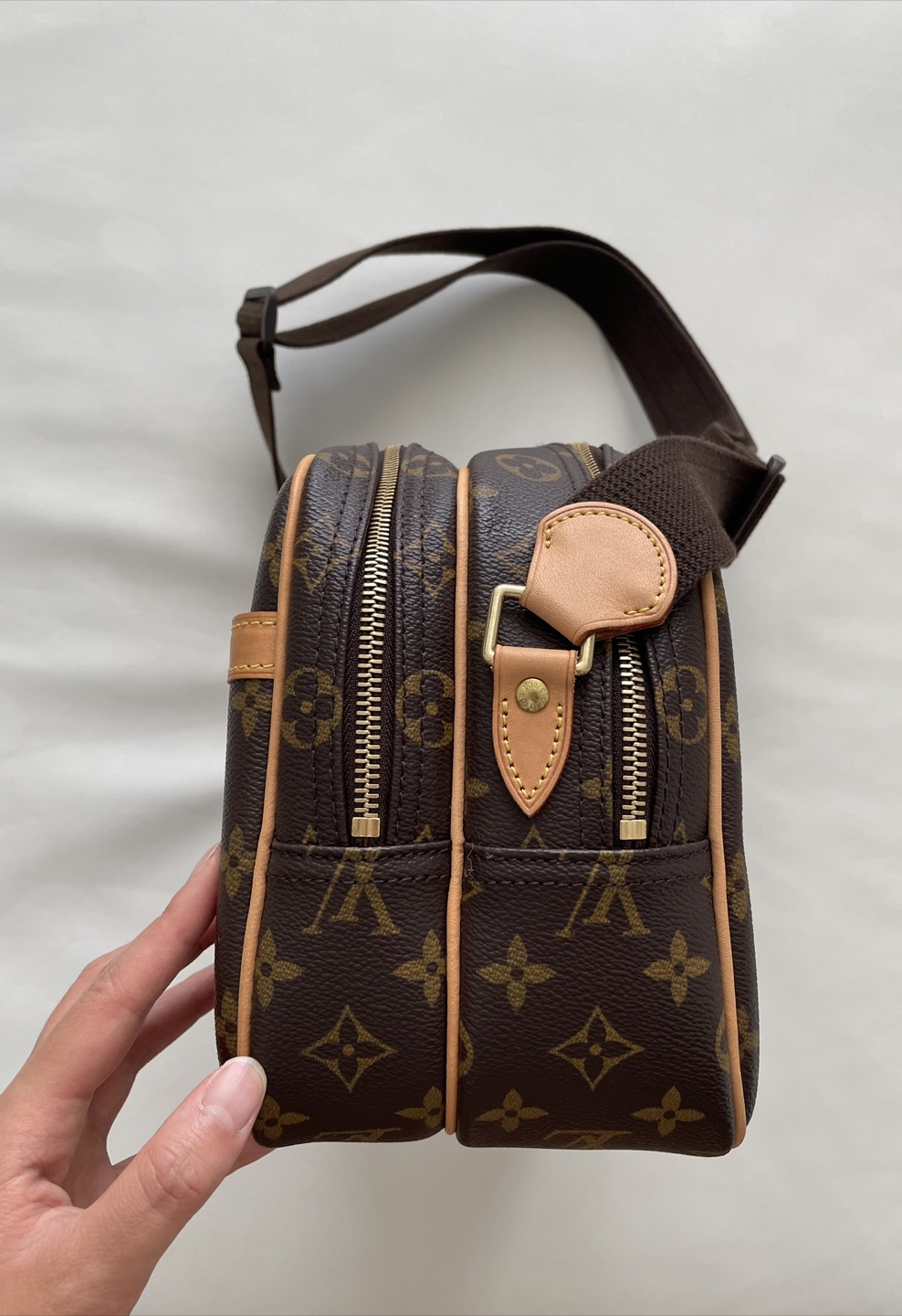 Louis Vuitton Monogram Canvas Reporter PM Bag - photo 2