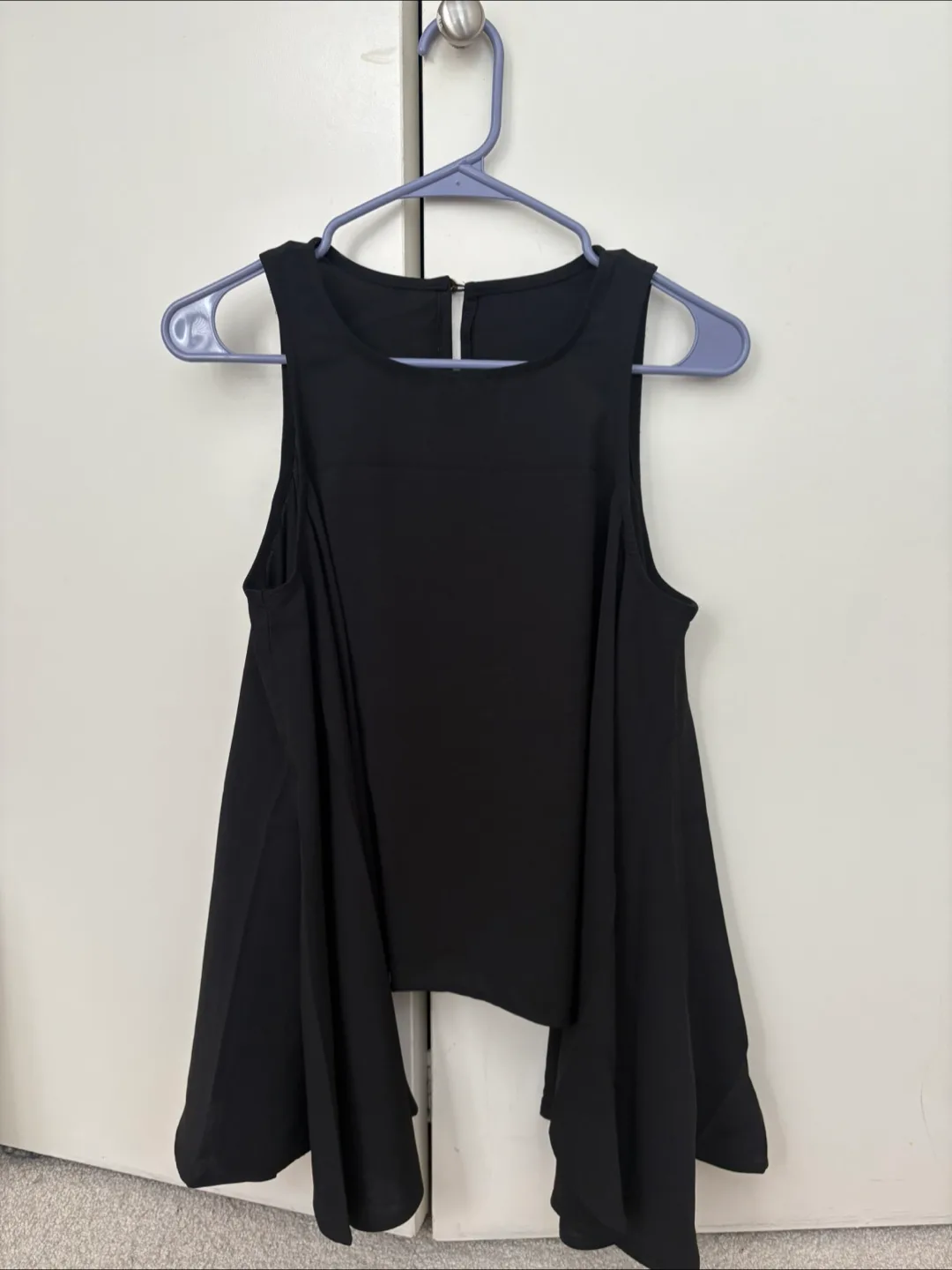 Black Sleeveless Top thumbnail
