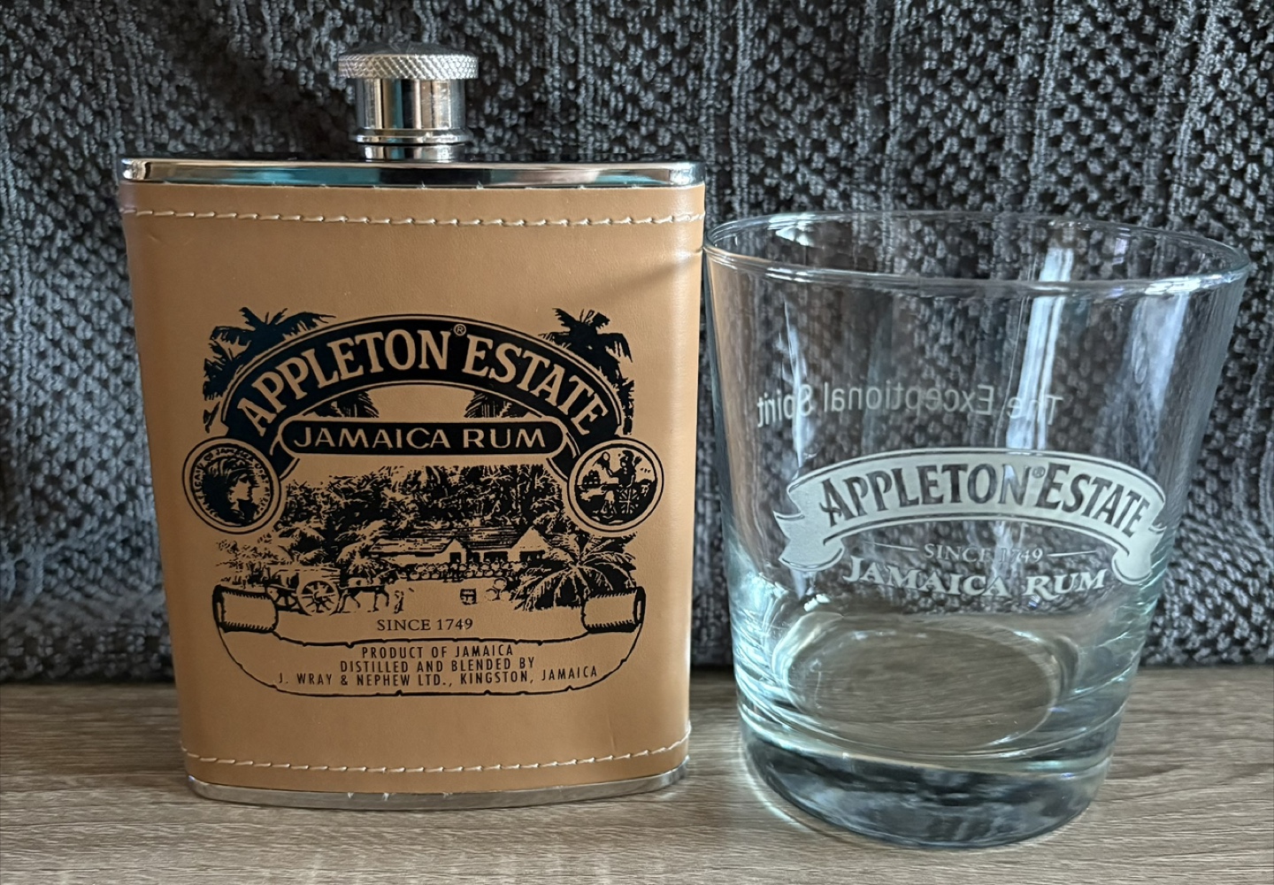 Appleton Estate Jamaican Rum, 6oz Flask and Glass Set