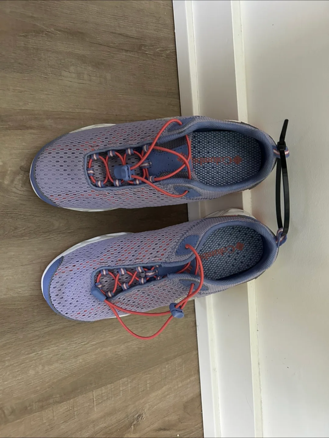 Columbia Water Shoes image indicator(2)