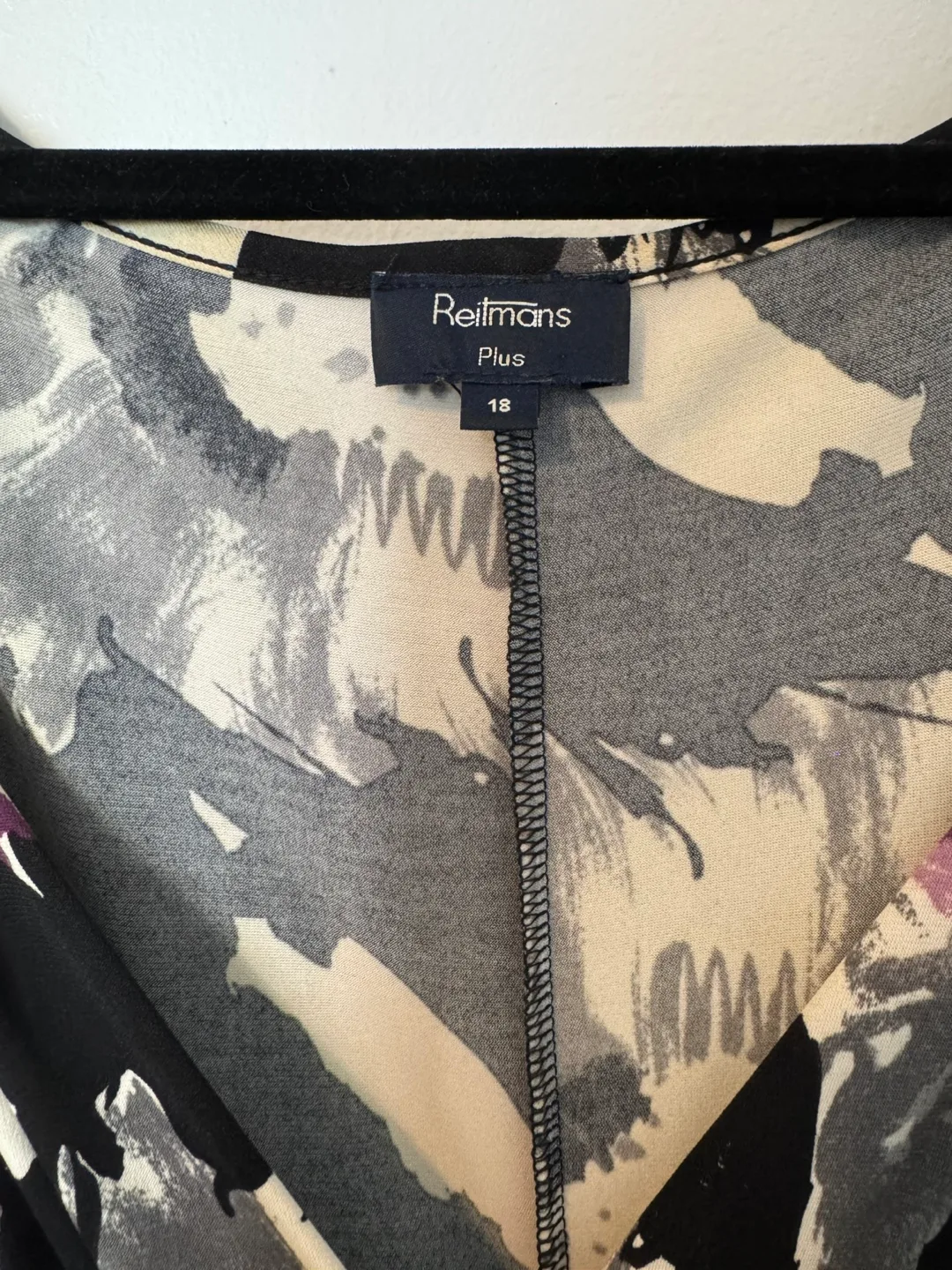 Reitmans Plus Size 18 Maxi Dress image indicator(2)