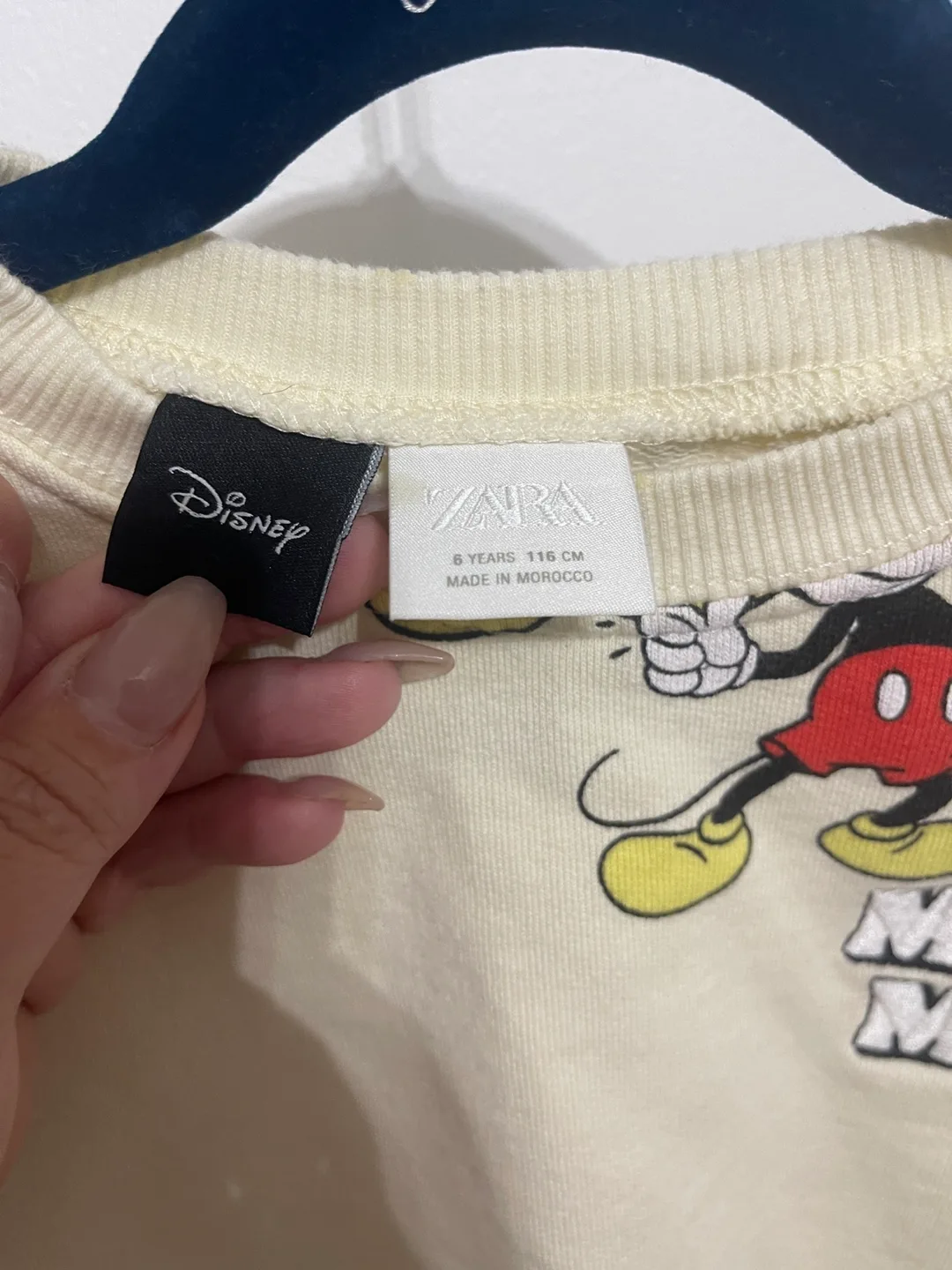 Size 6 Zara Mickey Mouse sweater image indicator(2)