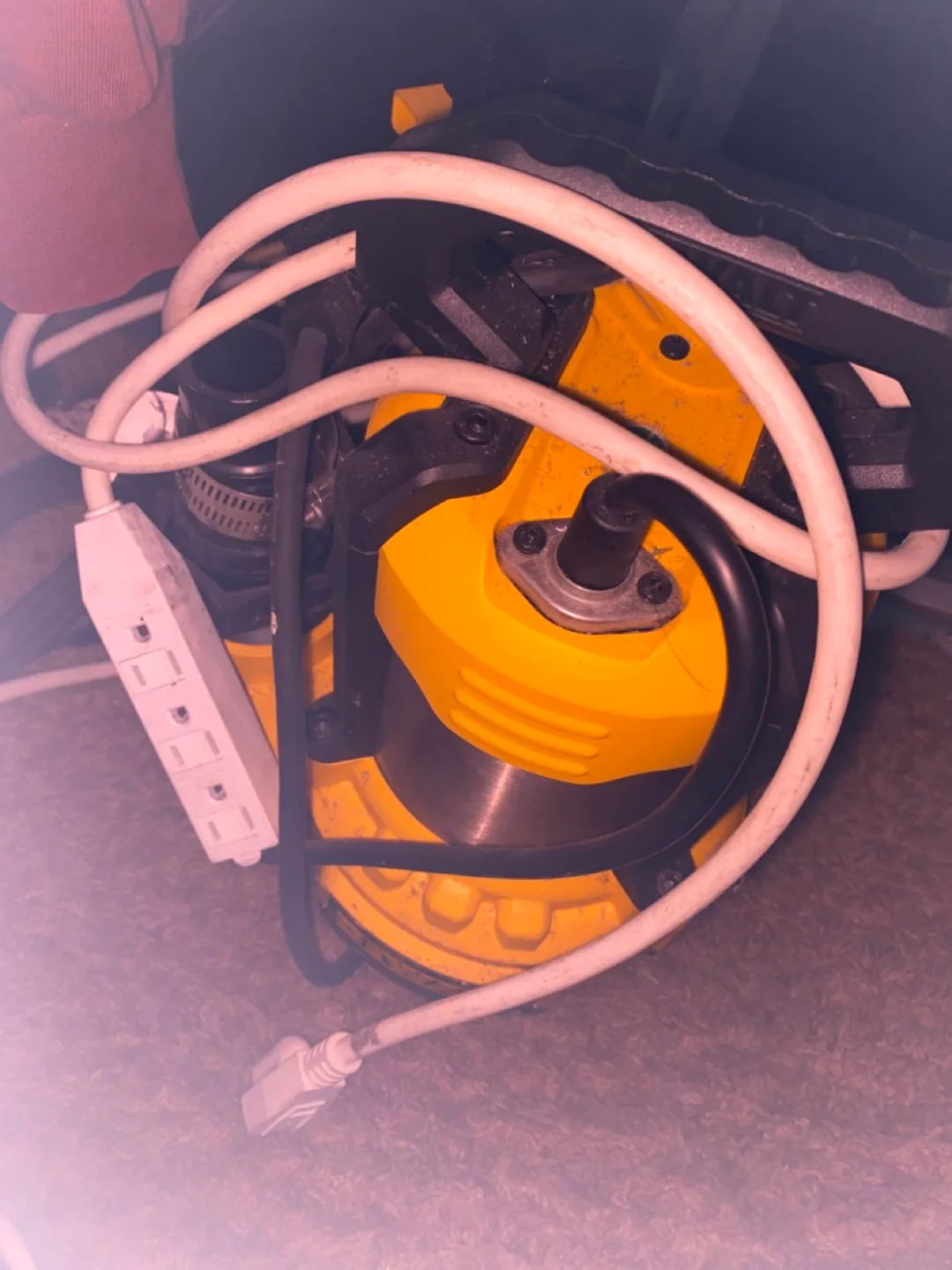 DeWalt Submersible Sump Pump DWMP150 image indicator(2)