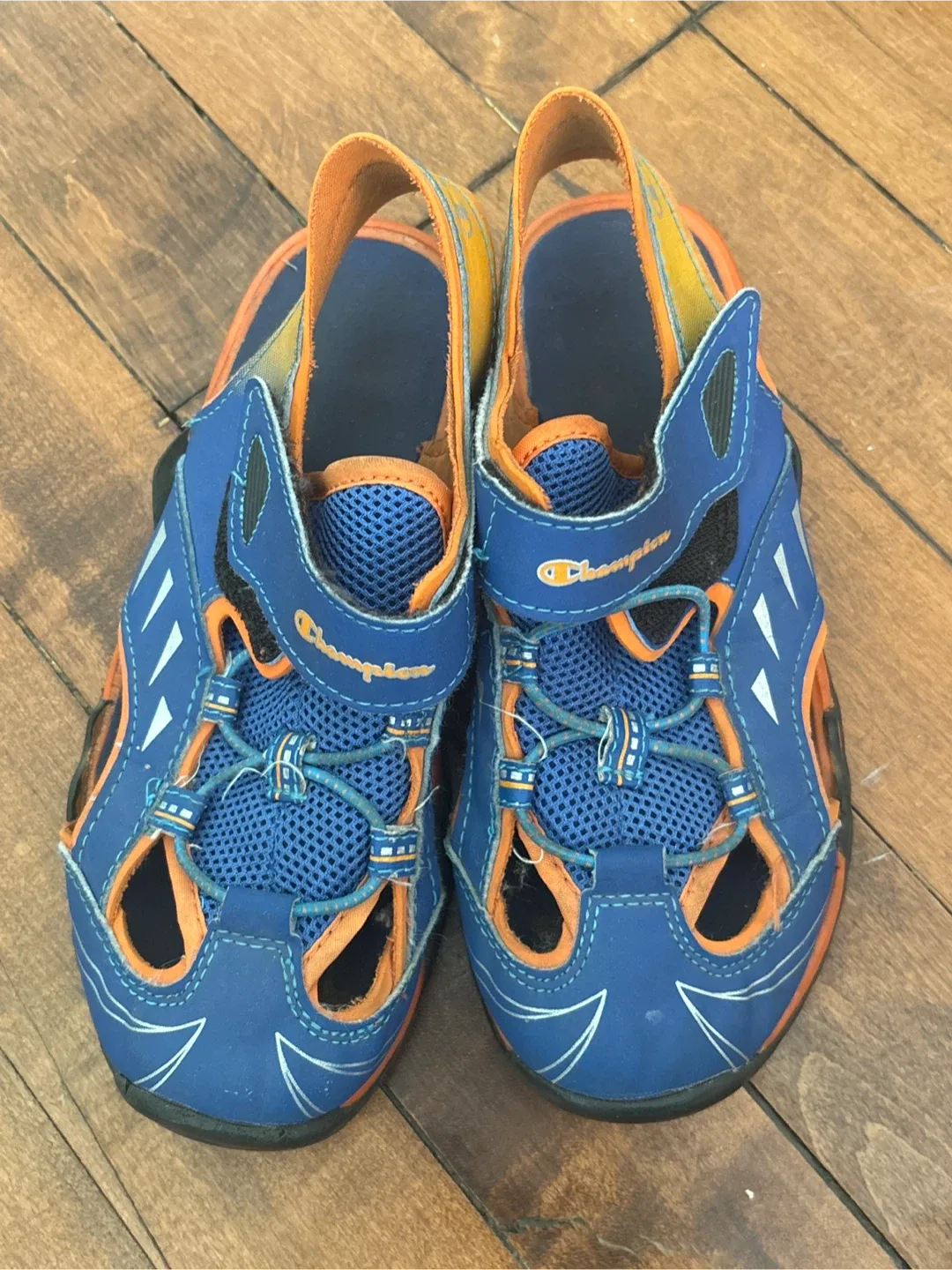 Champion Youth Sandals - Size 2.5 thumbnail