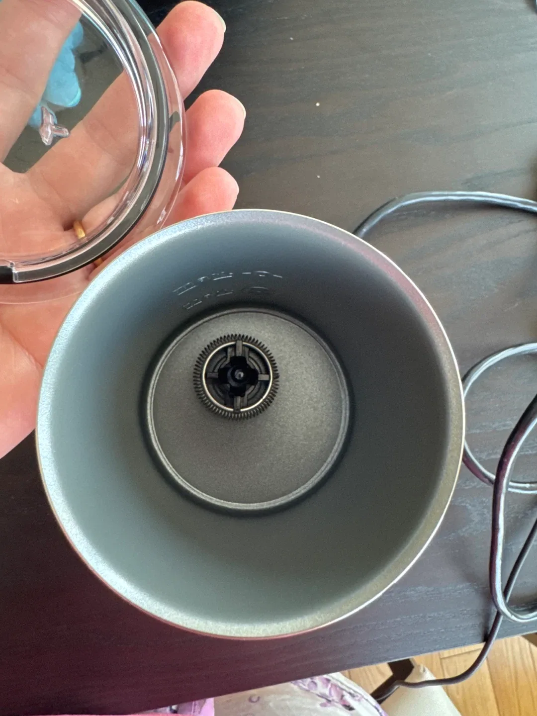 Nespresso Aeroccino Milk Frother - Black image indicator(2)