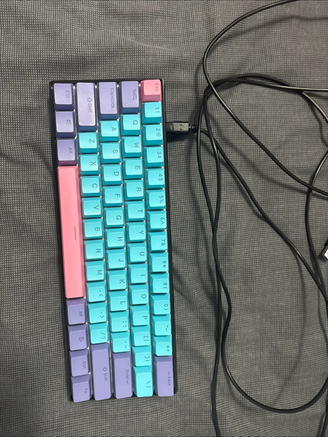 Rk61 mechanical keyboard custom keycaps thumbnail