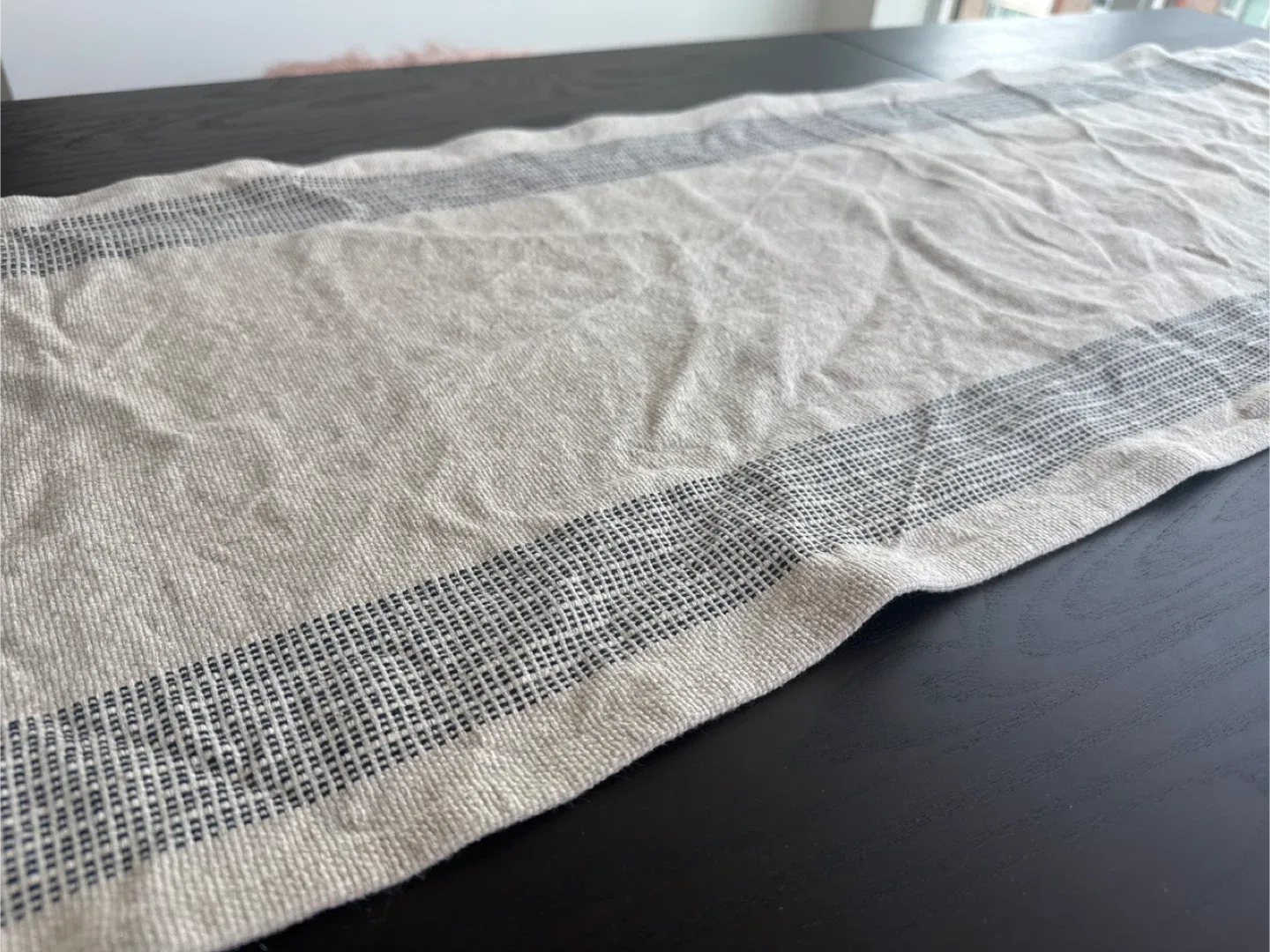 Table Runner image indicator(2)