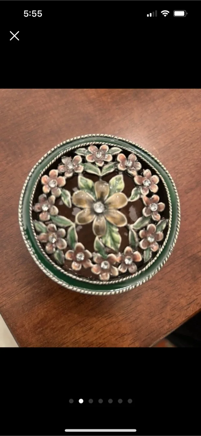 FREE: Floral Trinket Box image indicator(2)