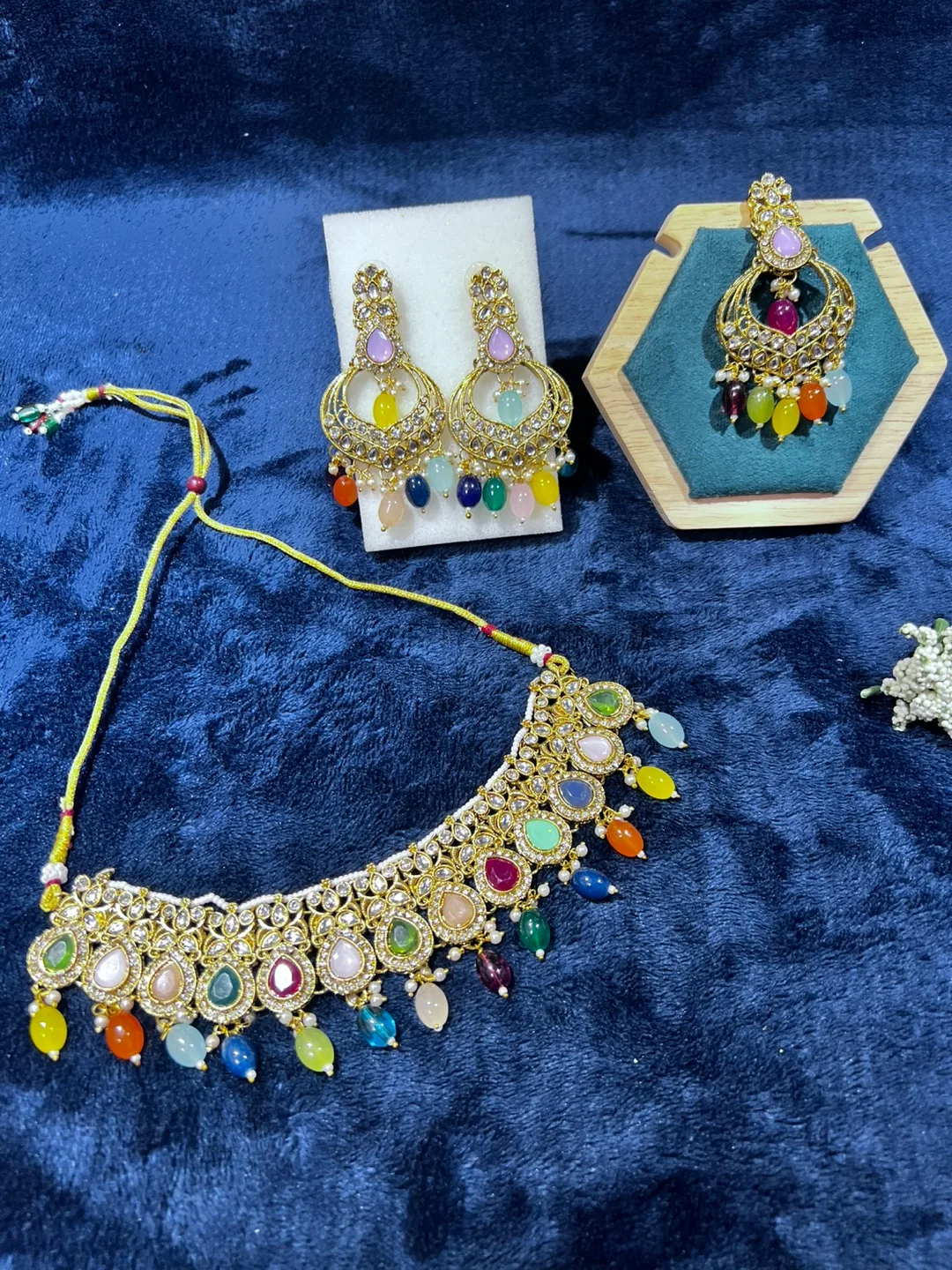 Jewellery Set - Necklace and Earrings thumbnail
