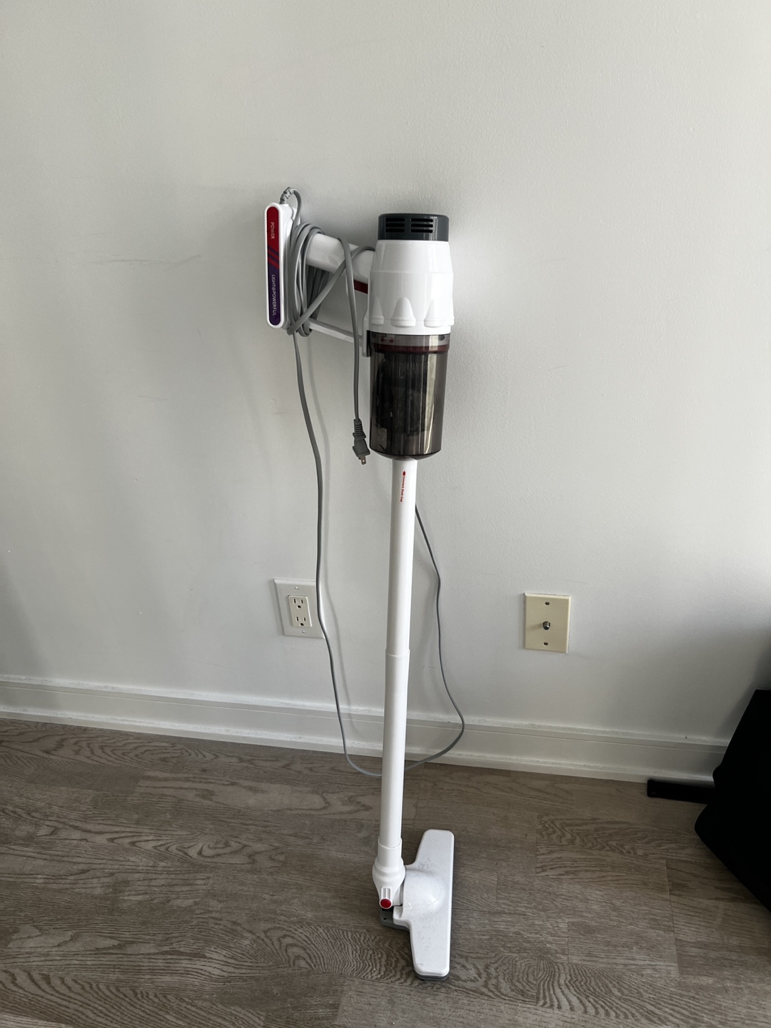 Vacuum Cleaner!! MUST go!!